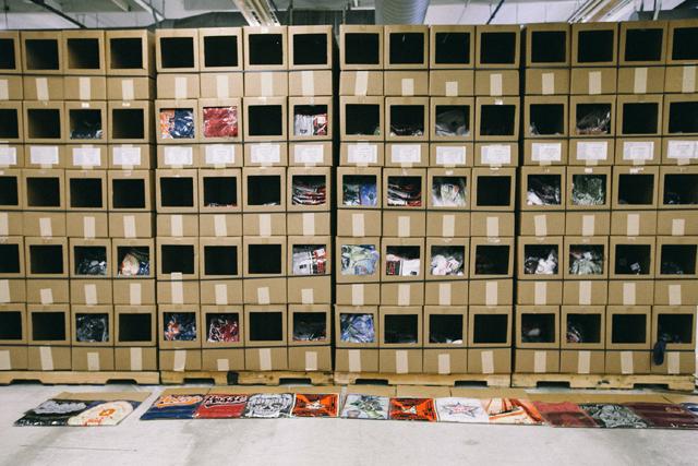 SALE SNEAK PEAK(ING)