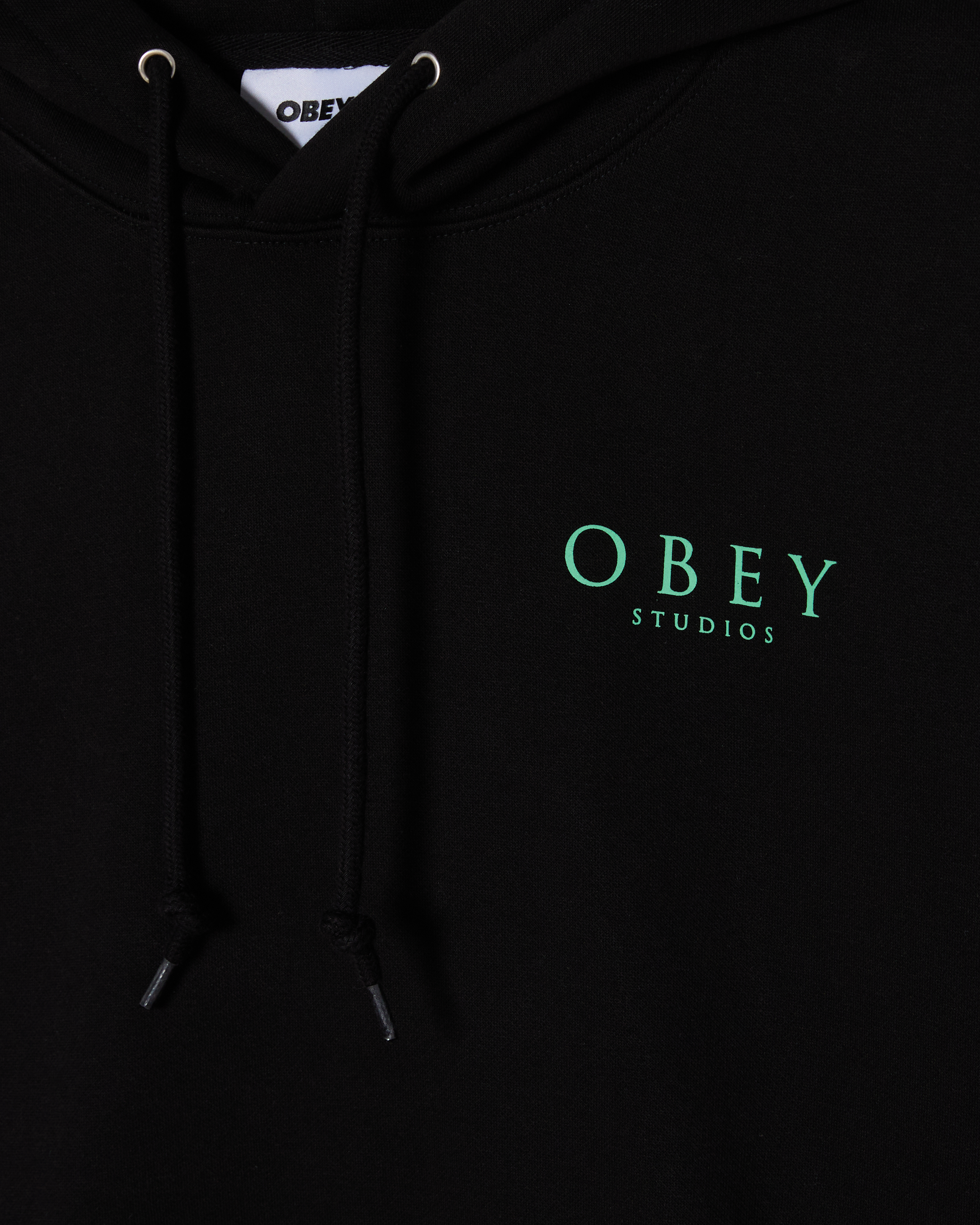 obey-flores-robus-pullover-black (zoomed)
