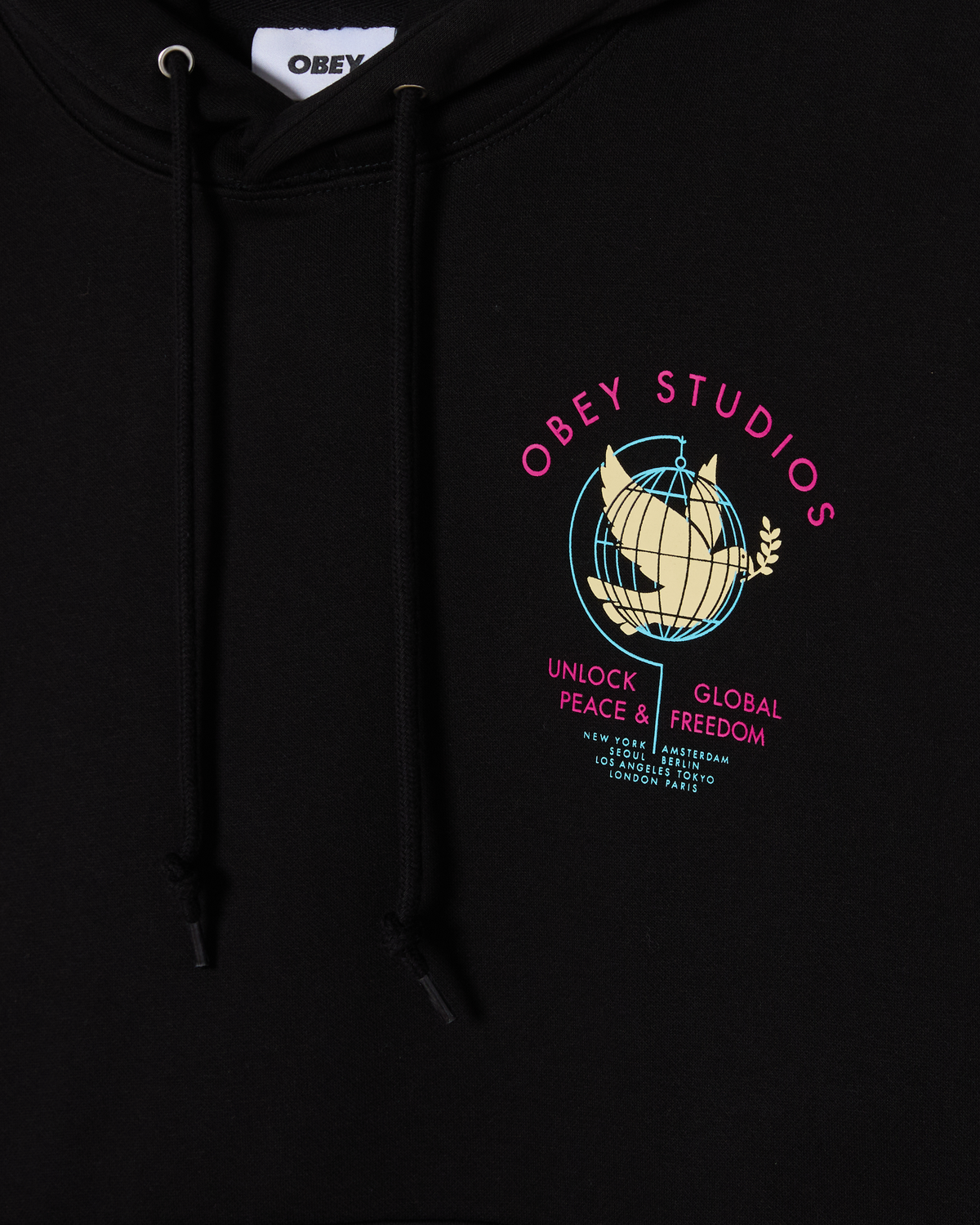 UNLOCK PEACE & FREEDOM PULLOVER HOOD (zoomed)