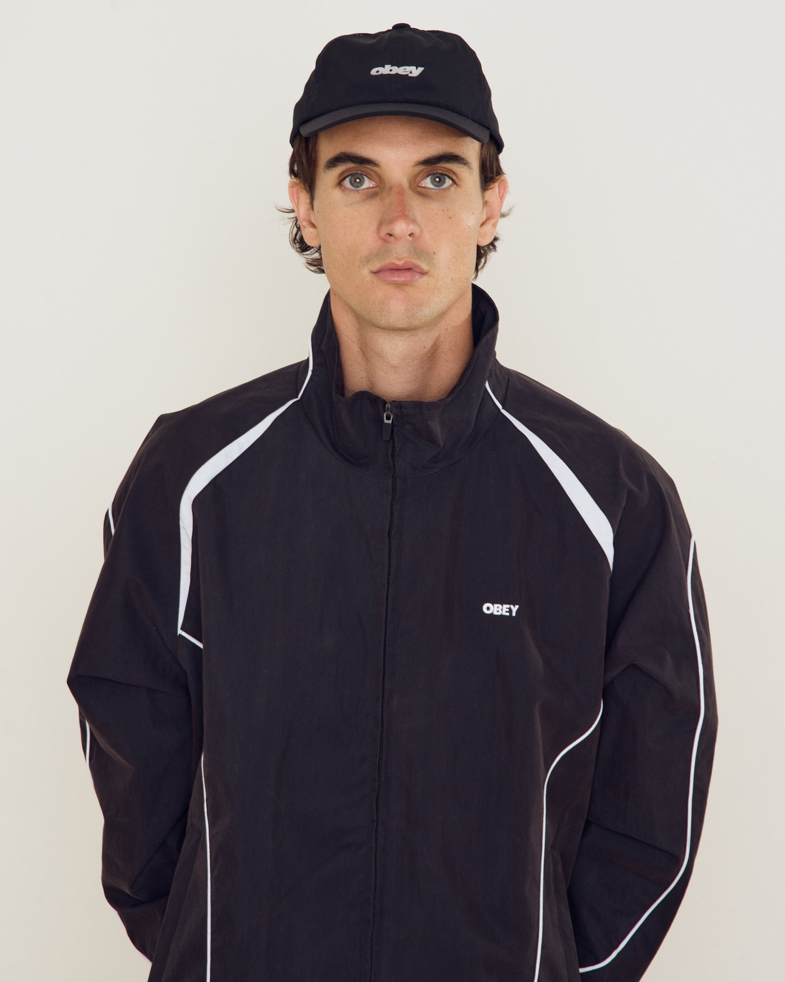 obey practice windbreaker black (zoomed)