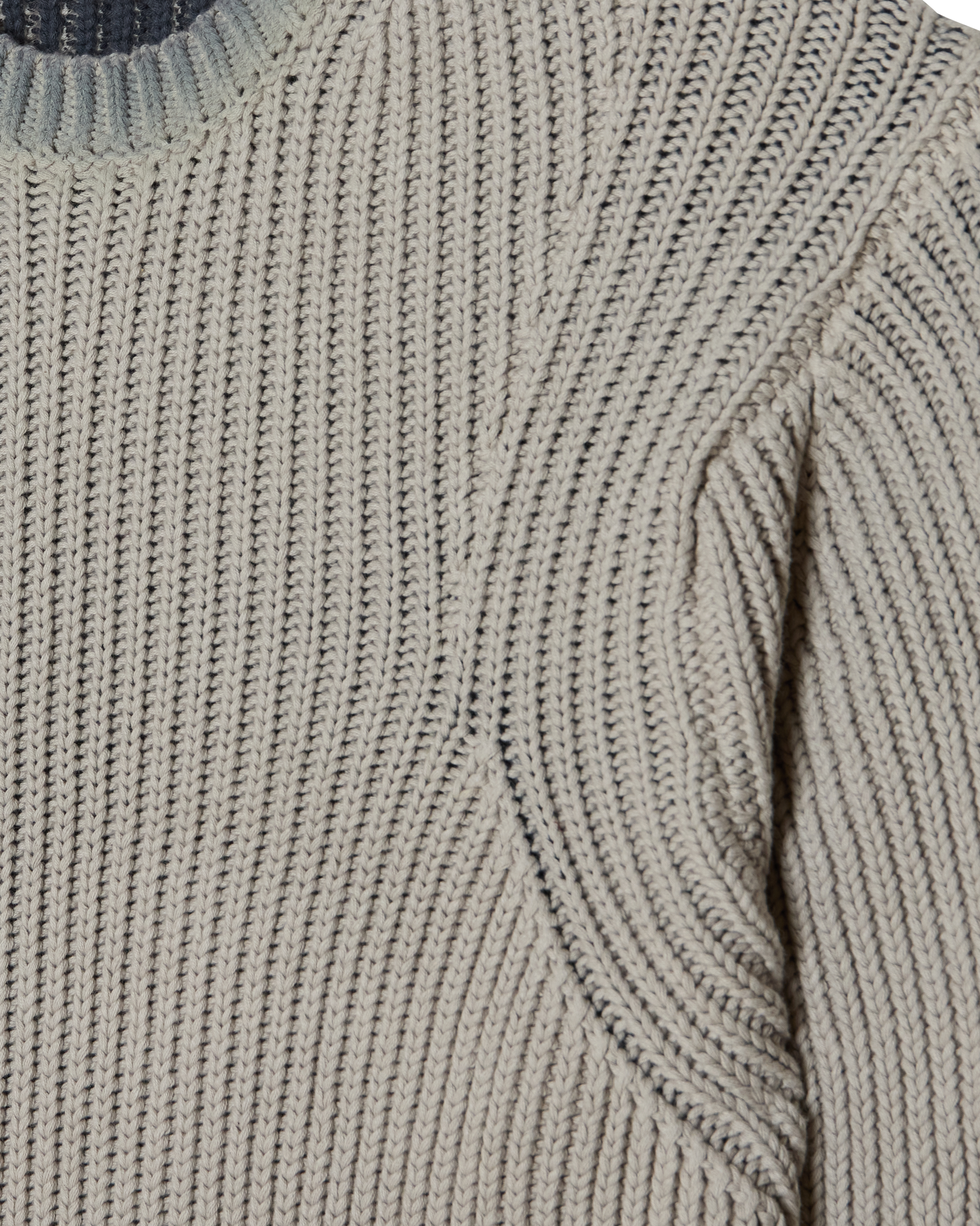 obey-ian-faded-wash-sweater-grey-faded-wash (zoomed)