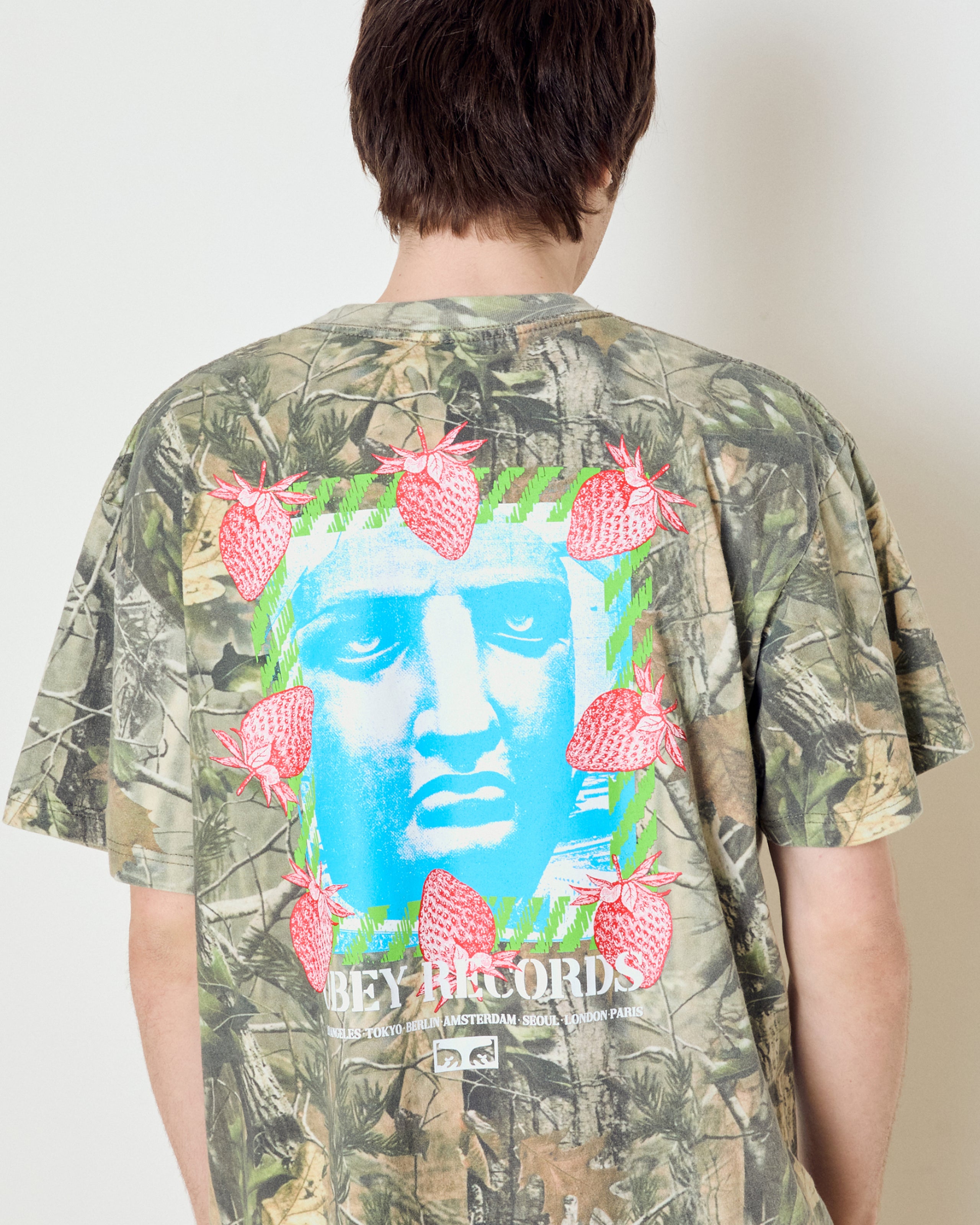obey garden heavyweight t-shirt leaf camo (zoomed)