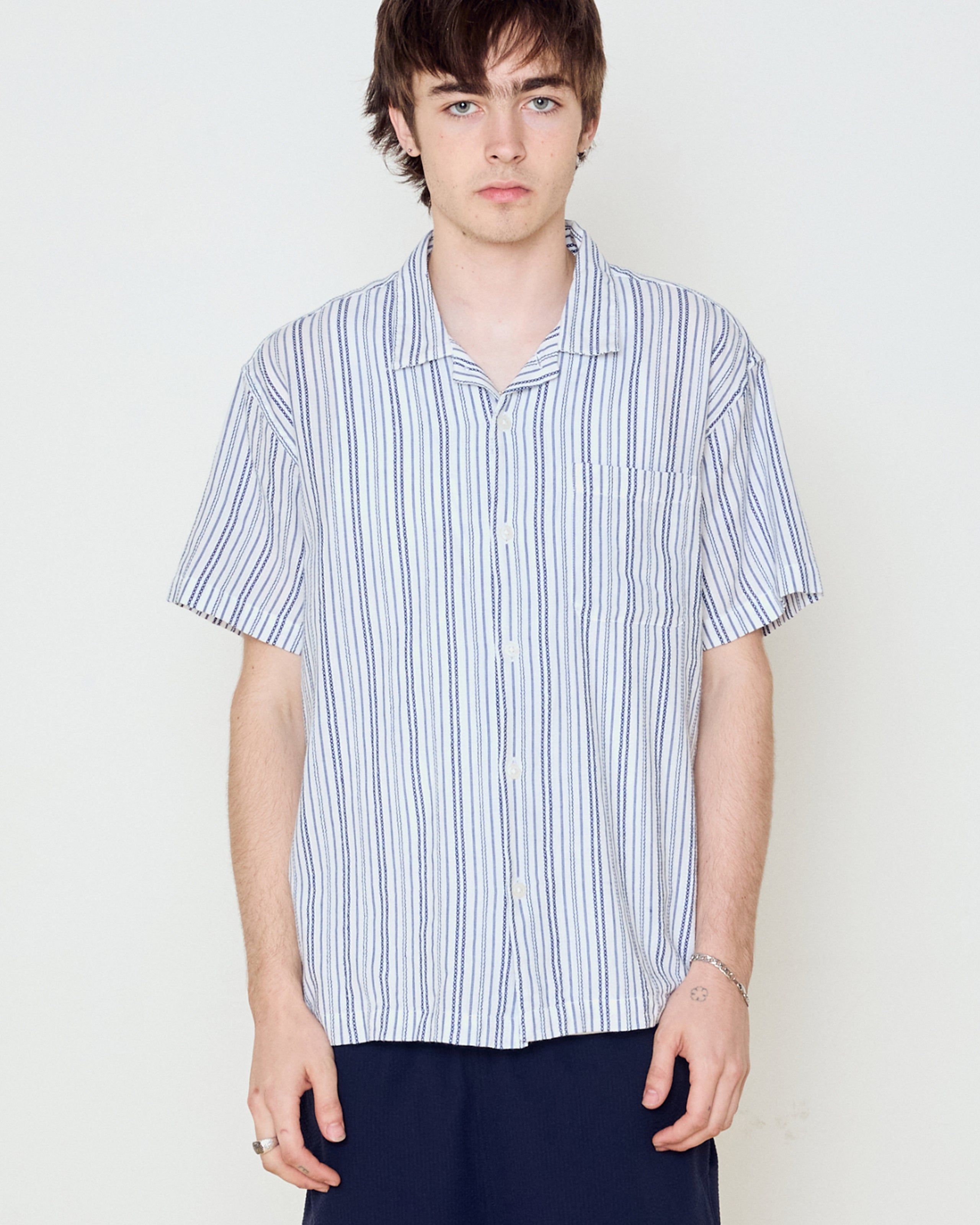 obey evans ss shirt white multi (zoomed)