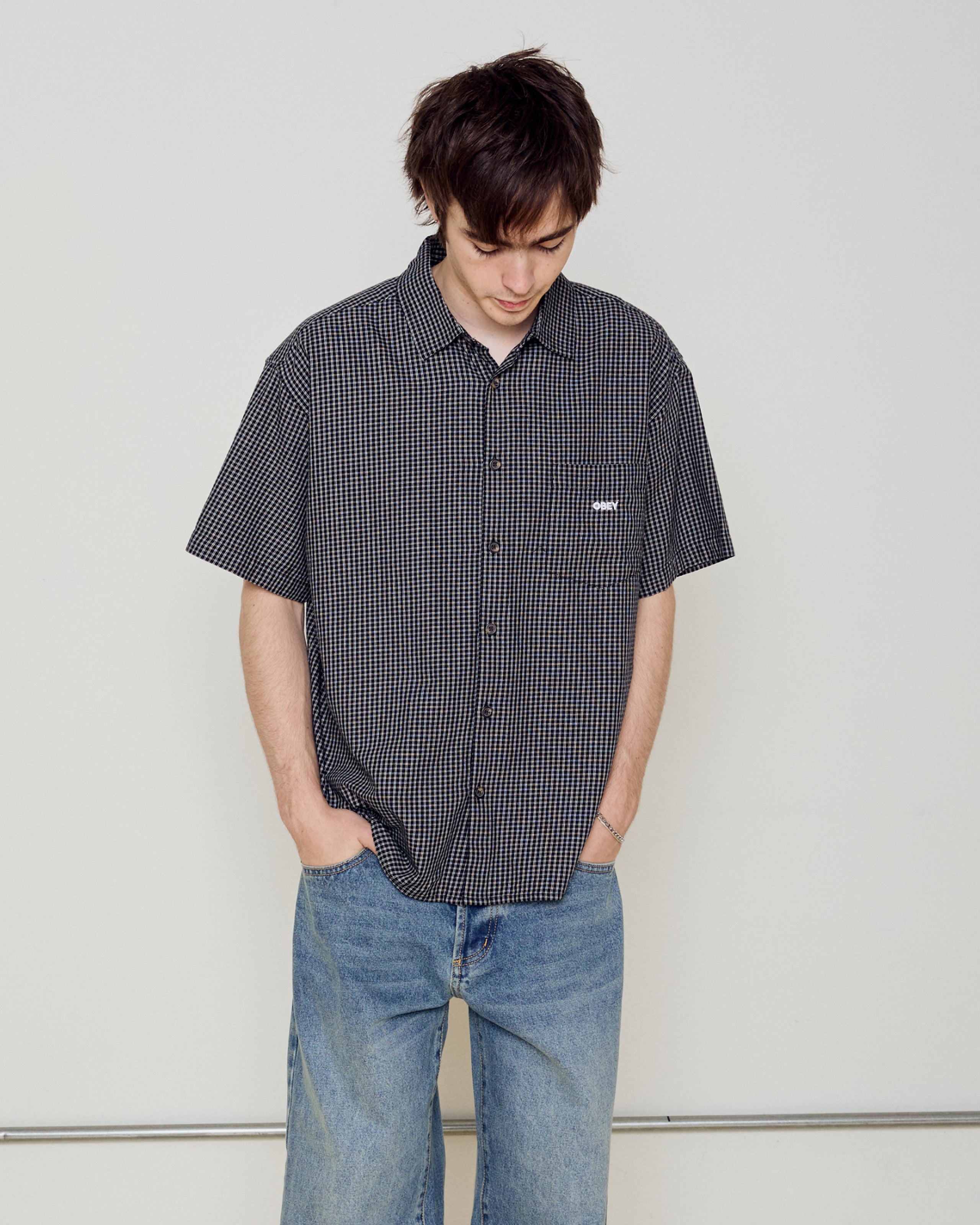 obey bigwig frank ss shirt black multi (zoomed)