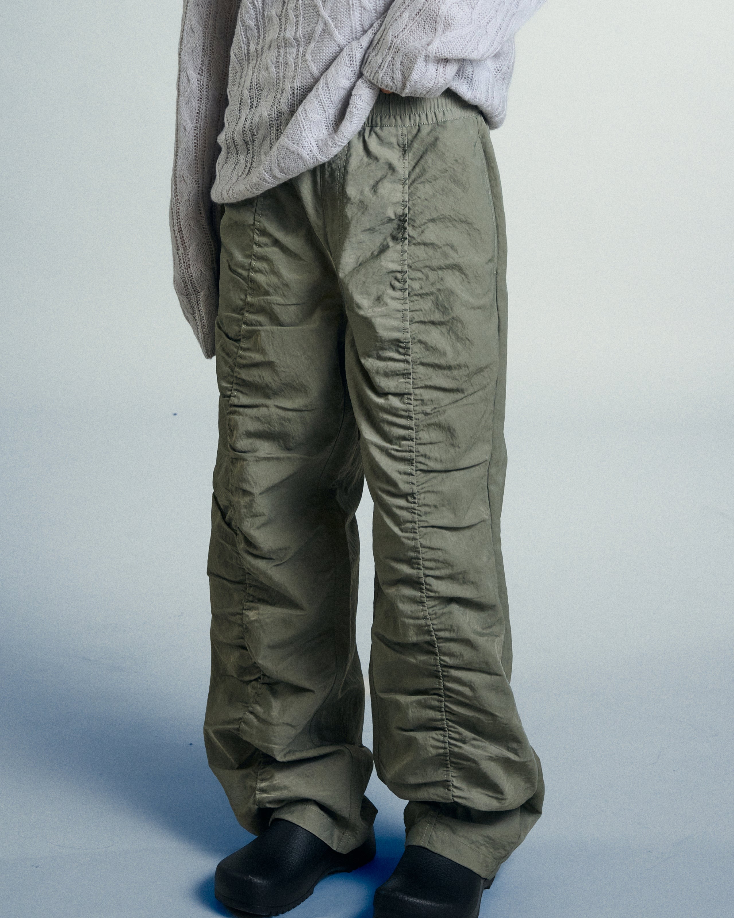 LULA FLIGHT PANT (zoomed)