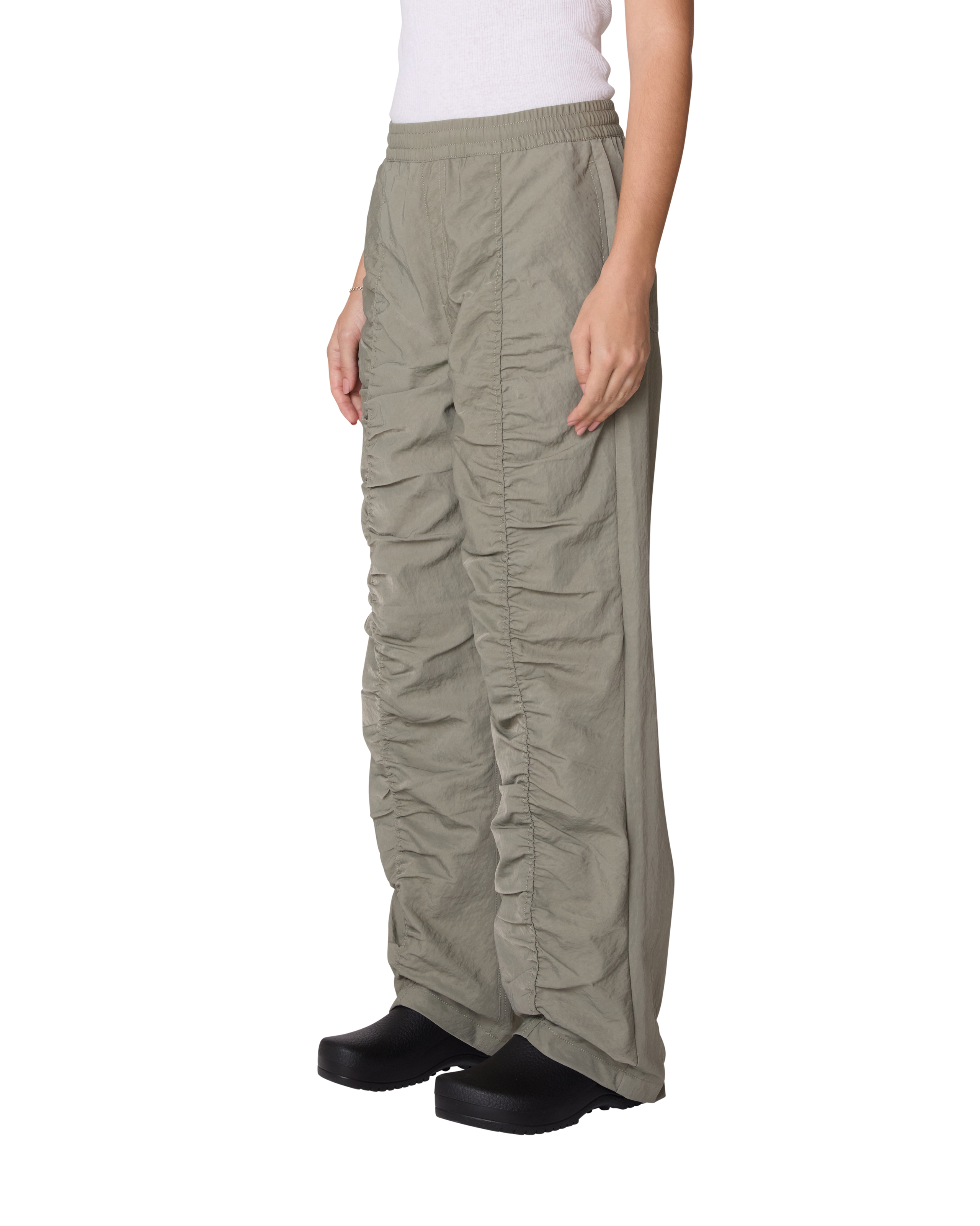 LULA FLIGHT PANT (zoomed)