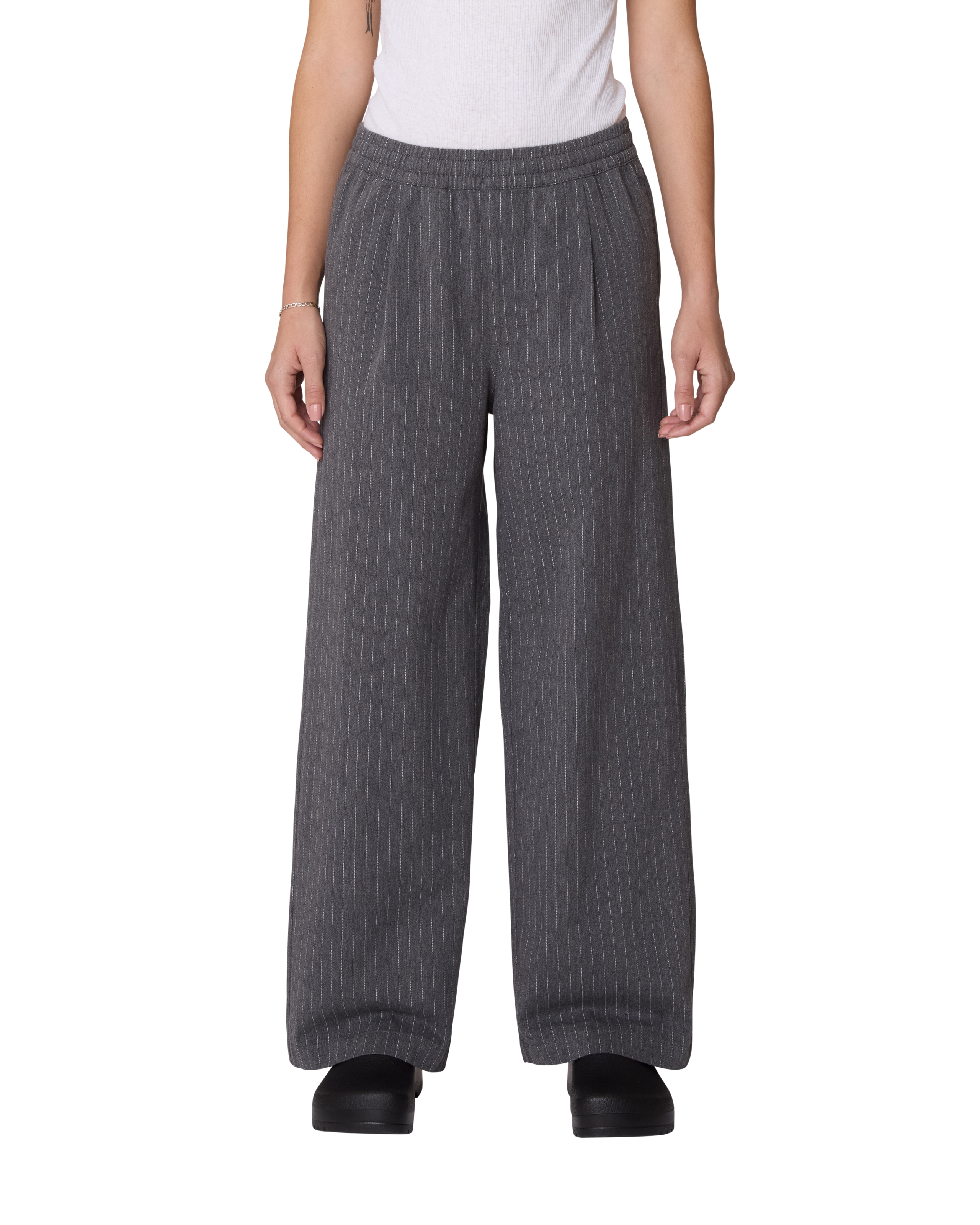 IRINA PLEATED PANT (zoomed)