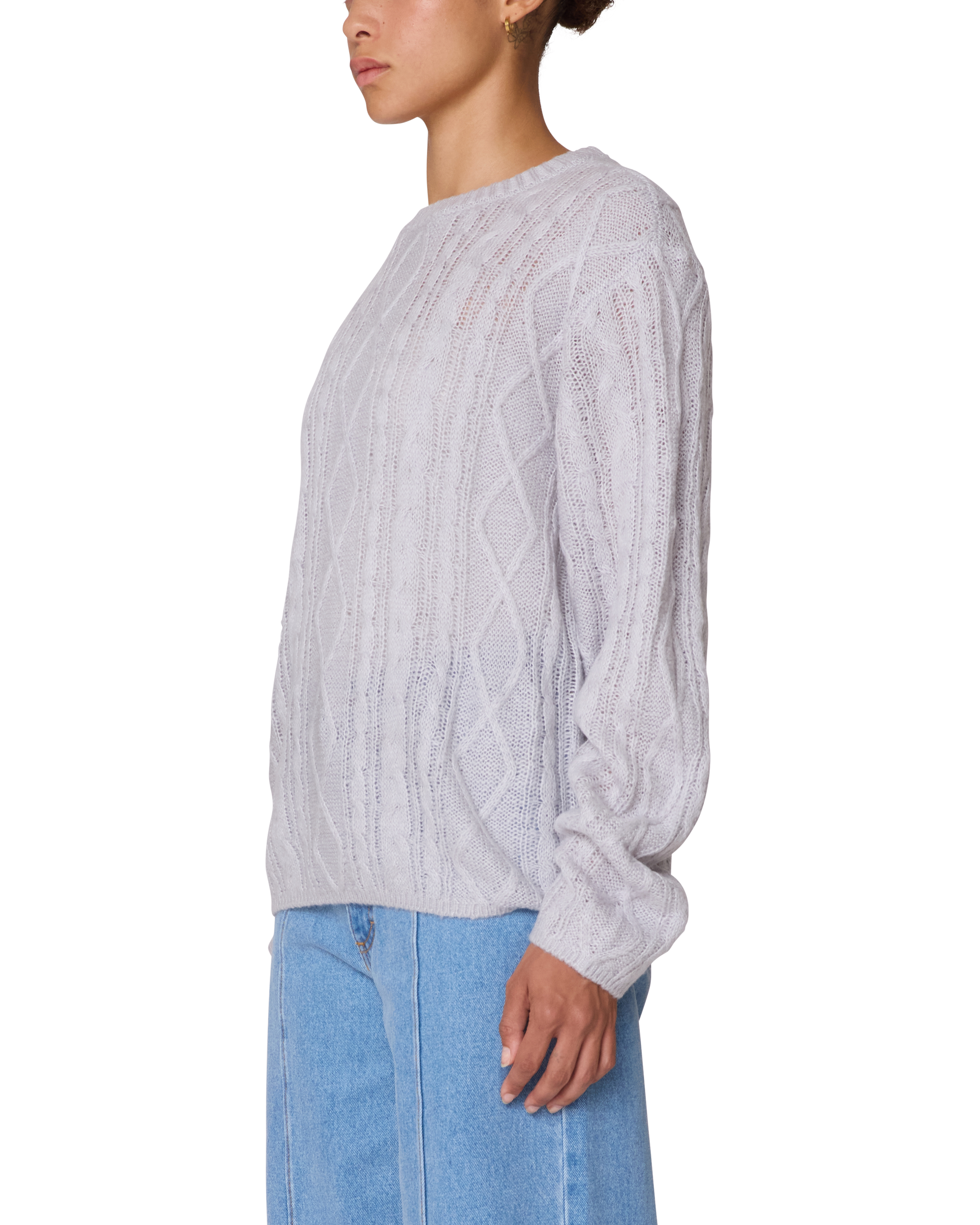 ISABELLA LOOSE CABLE SWEATER (zoomed)
