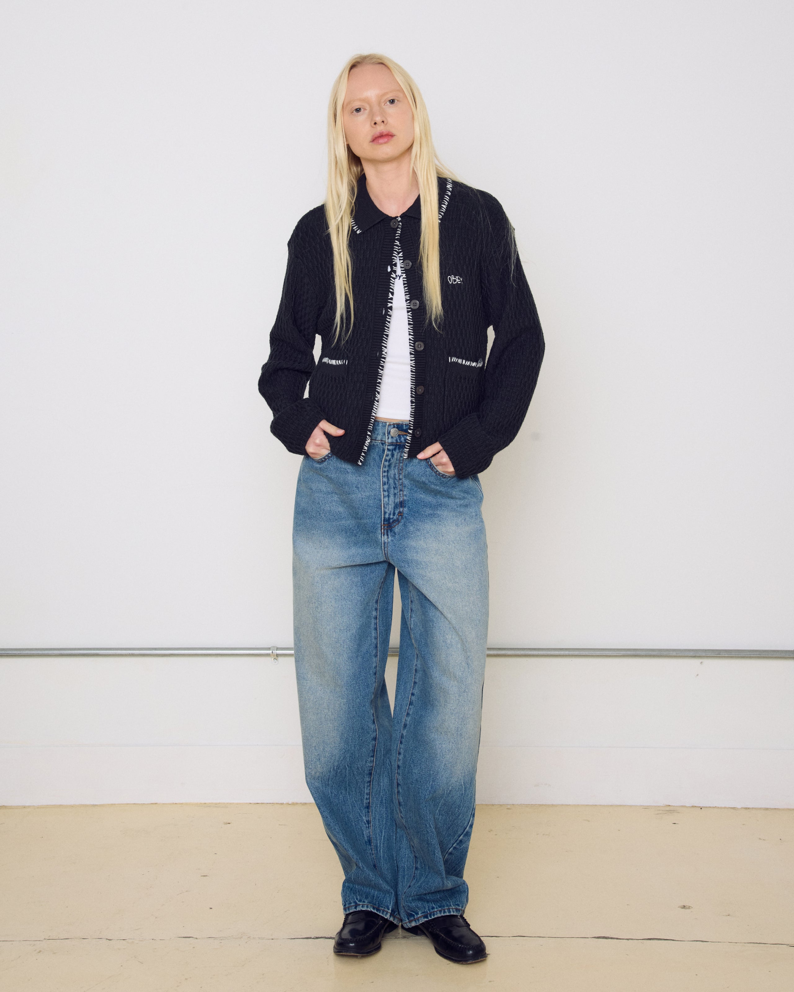 obey-amelie-button-down-sweater-off-black (zoomed)