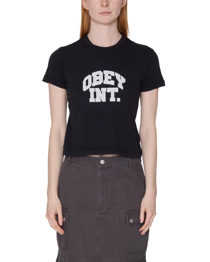 INT. OUTLINE II ROW T-SHIRT
