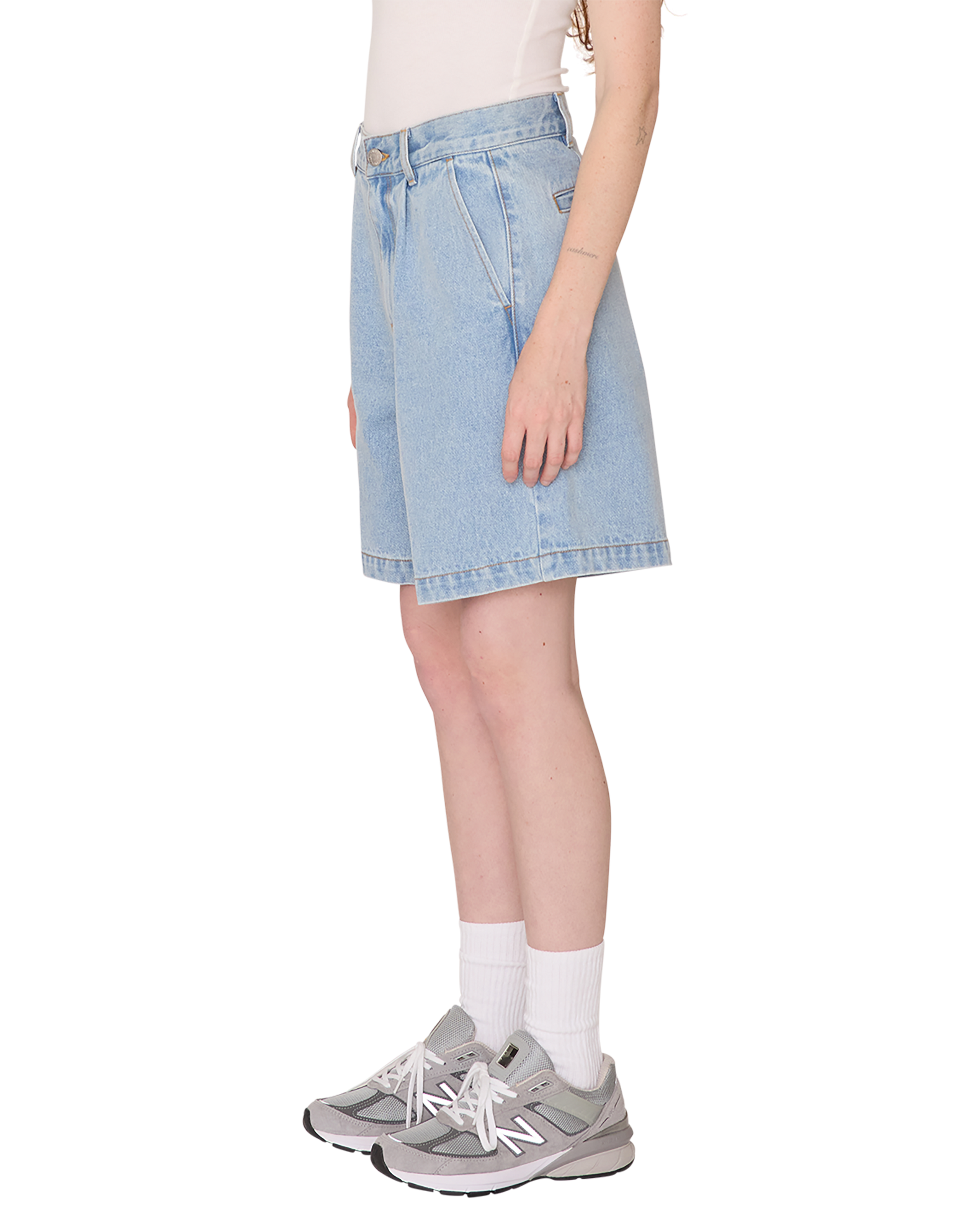 obey eli ii denim pleated short cirrus (zoomed)