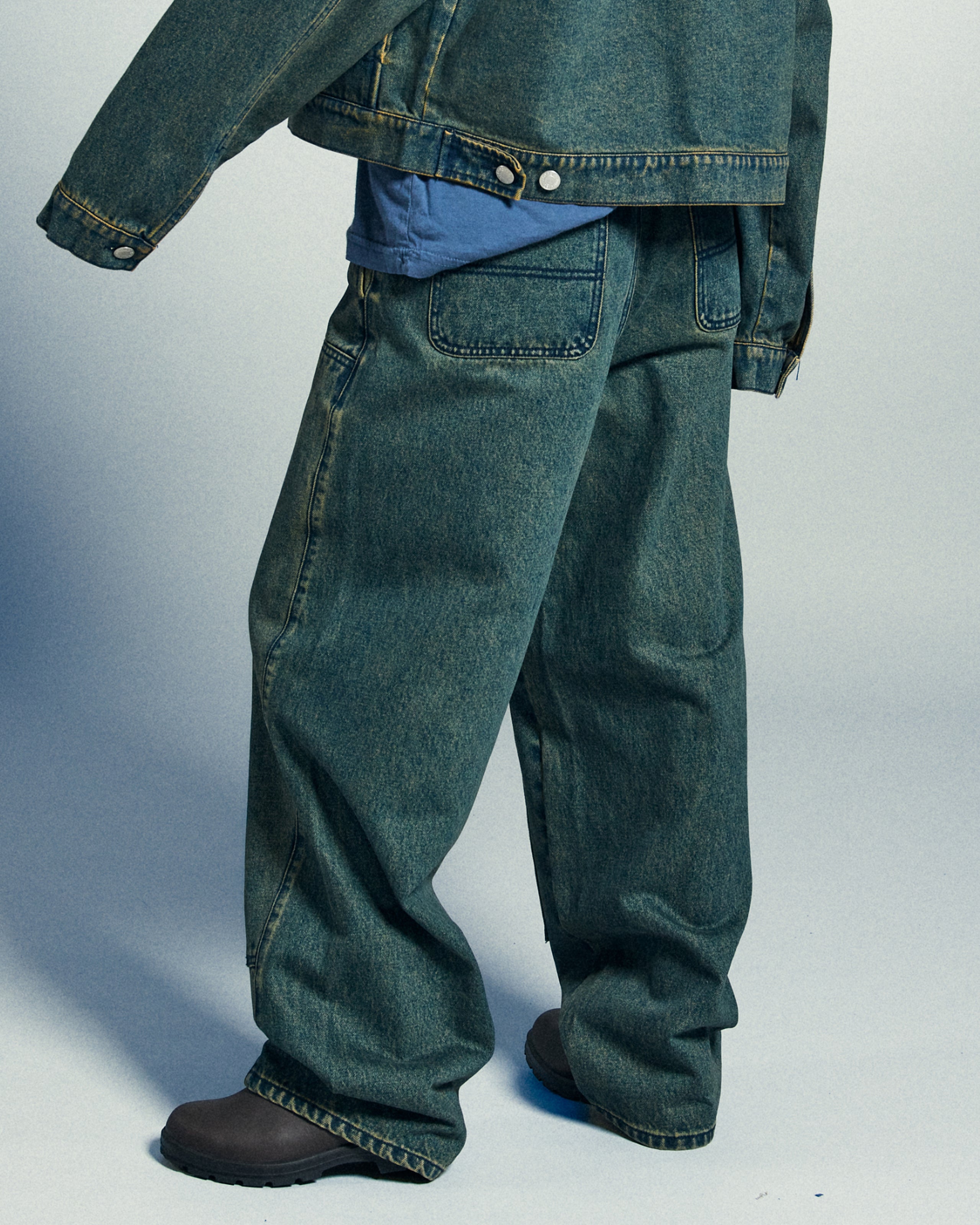 LEAH III BAGGY DBL KNEE DENIM (zoomed)