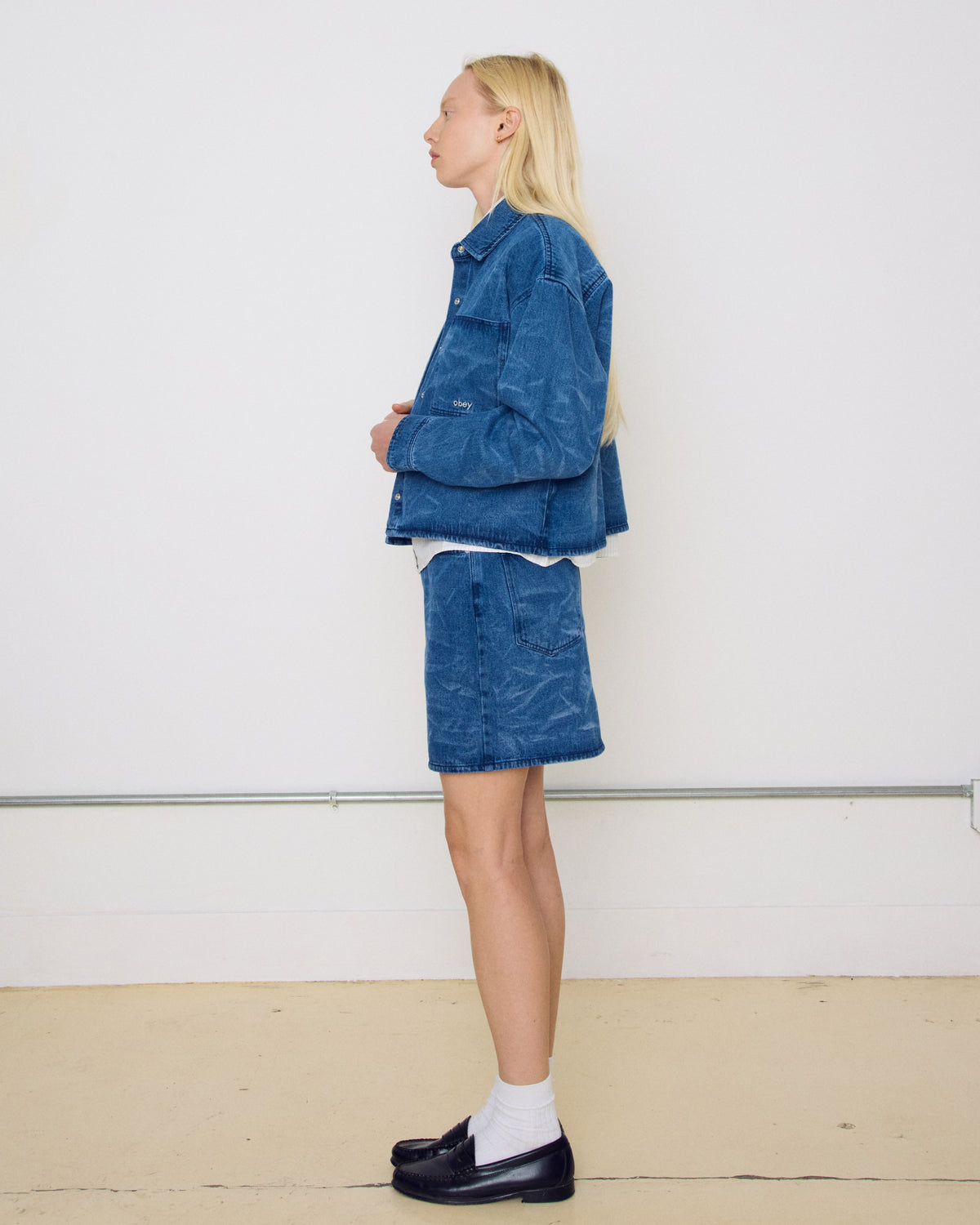 obey-trinity-wrinkle-denim-skirt-medium-stonewash-ind-wrinkle