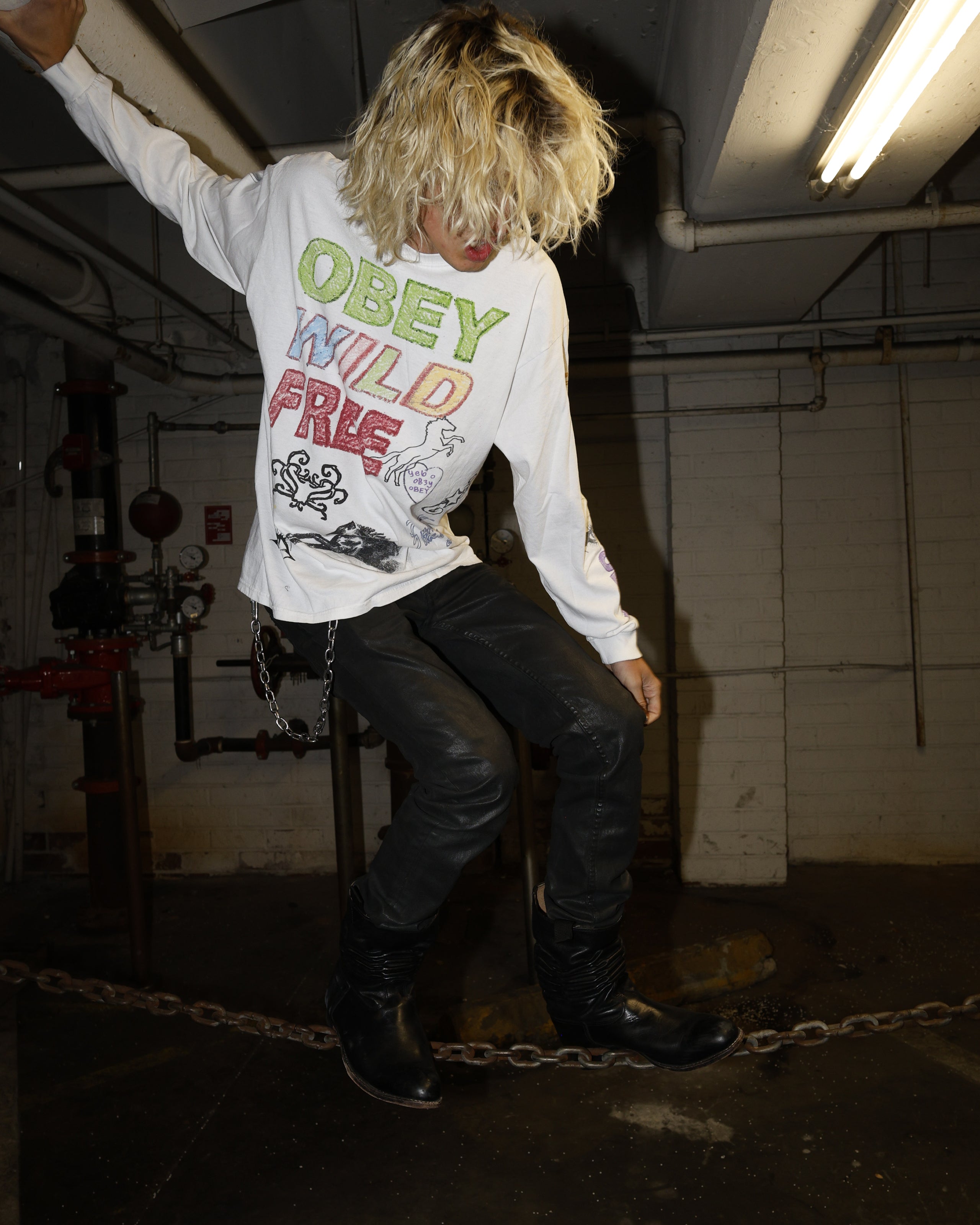 WILD FREE LS VINTAGE T-SHIRT (zoomed)