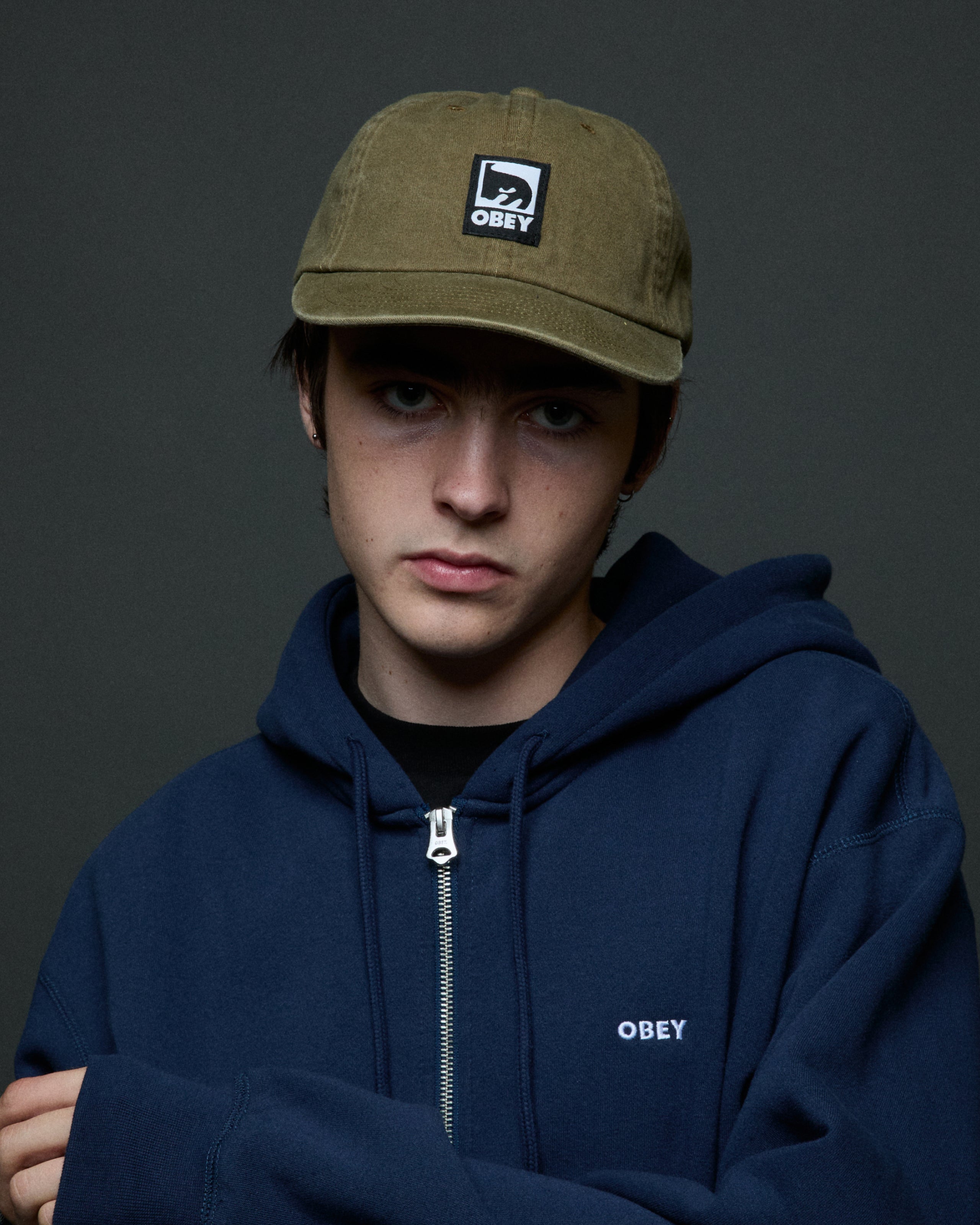 obey-pigment-obey-label-6-panel-vb-pigment-olive (zoomed)
