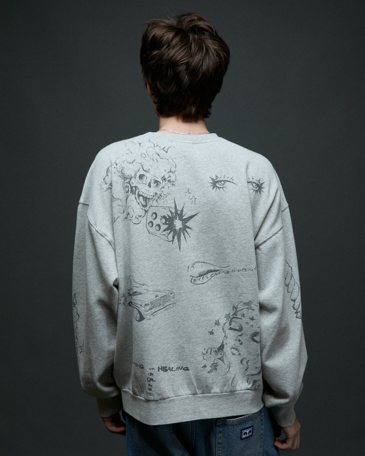 obey-dreams-crewneck-dusty-ash-grey