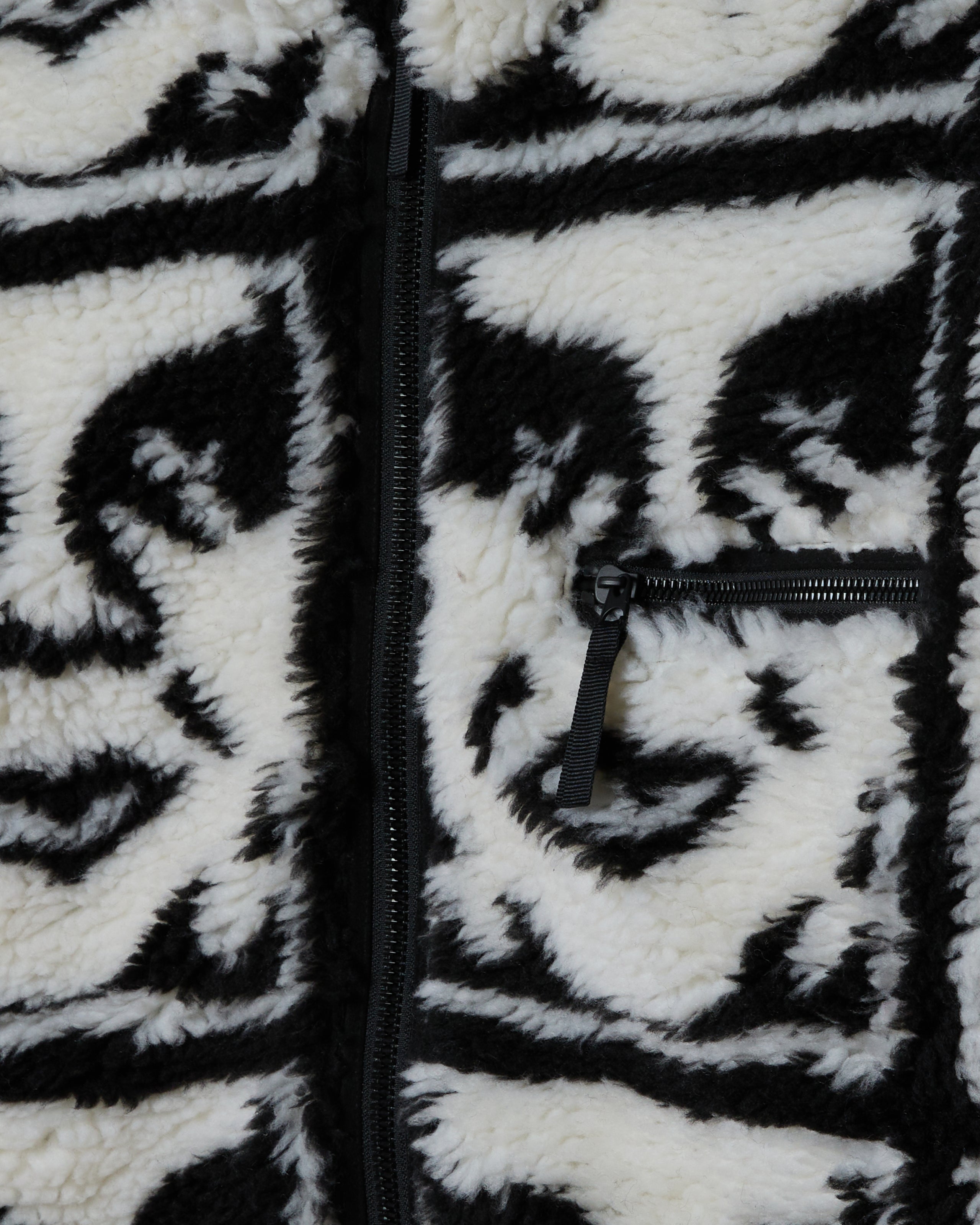 REPEATED ICON SHERPA (zoomed)