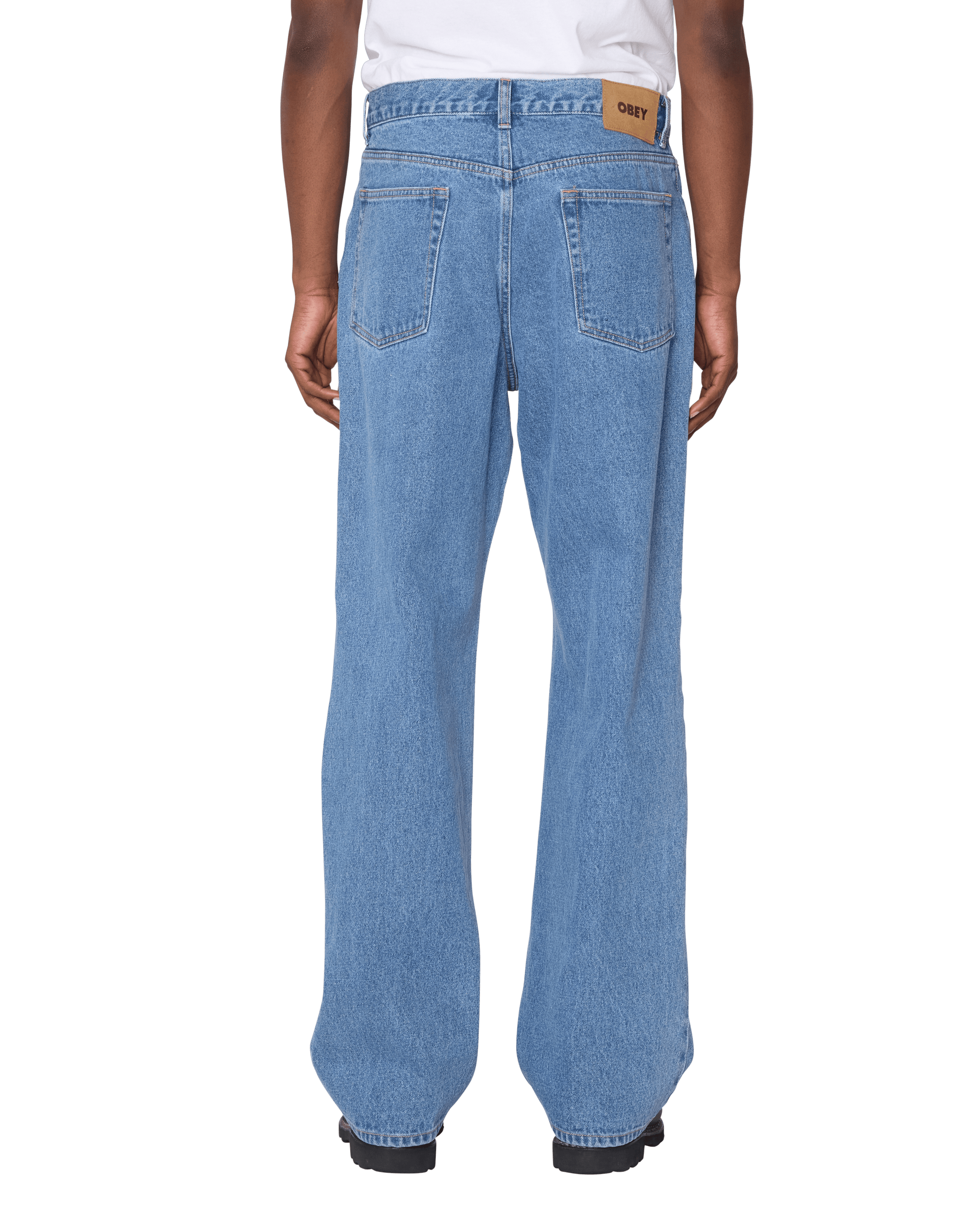 CLASSIC BAGGY DENIM (zoomed)