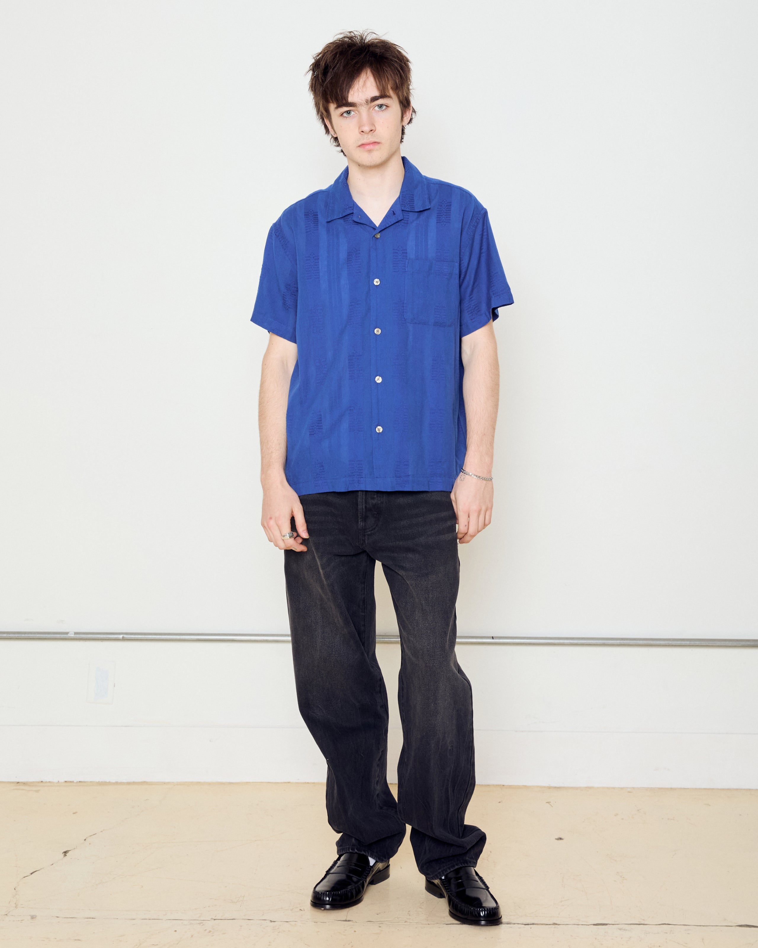 CLASSIC BAGGY VINTAGE DENIM (zoomed)