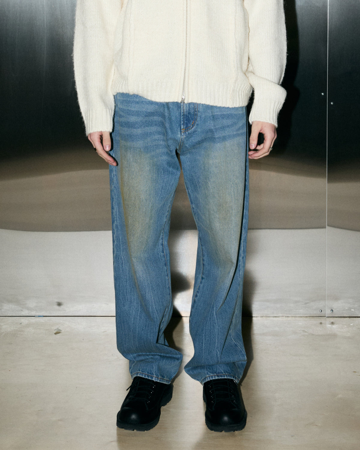 NELSON STRAIGHT LEG DENIM (zoomed)