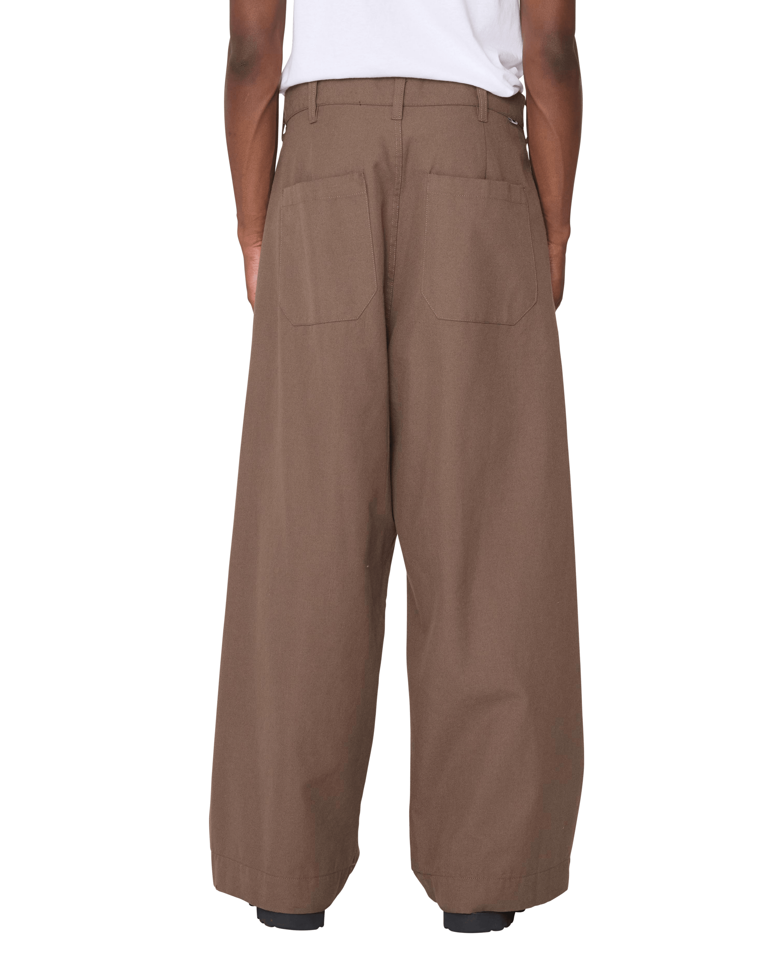 OLIVER PLEATED PANT (zoomed)