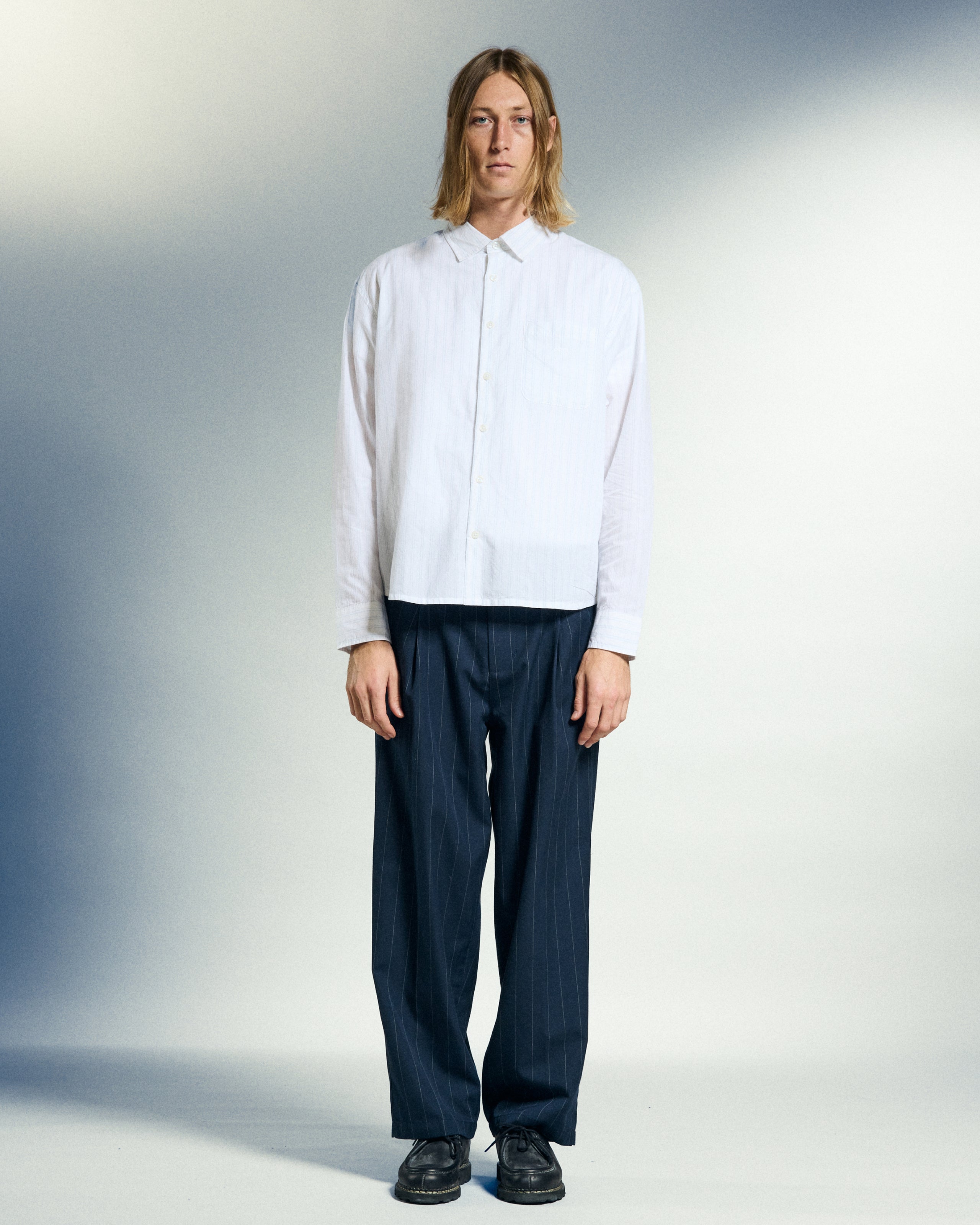 DEAN STRIPE PLEATED PANT (zoomed)