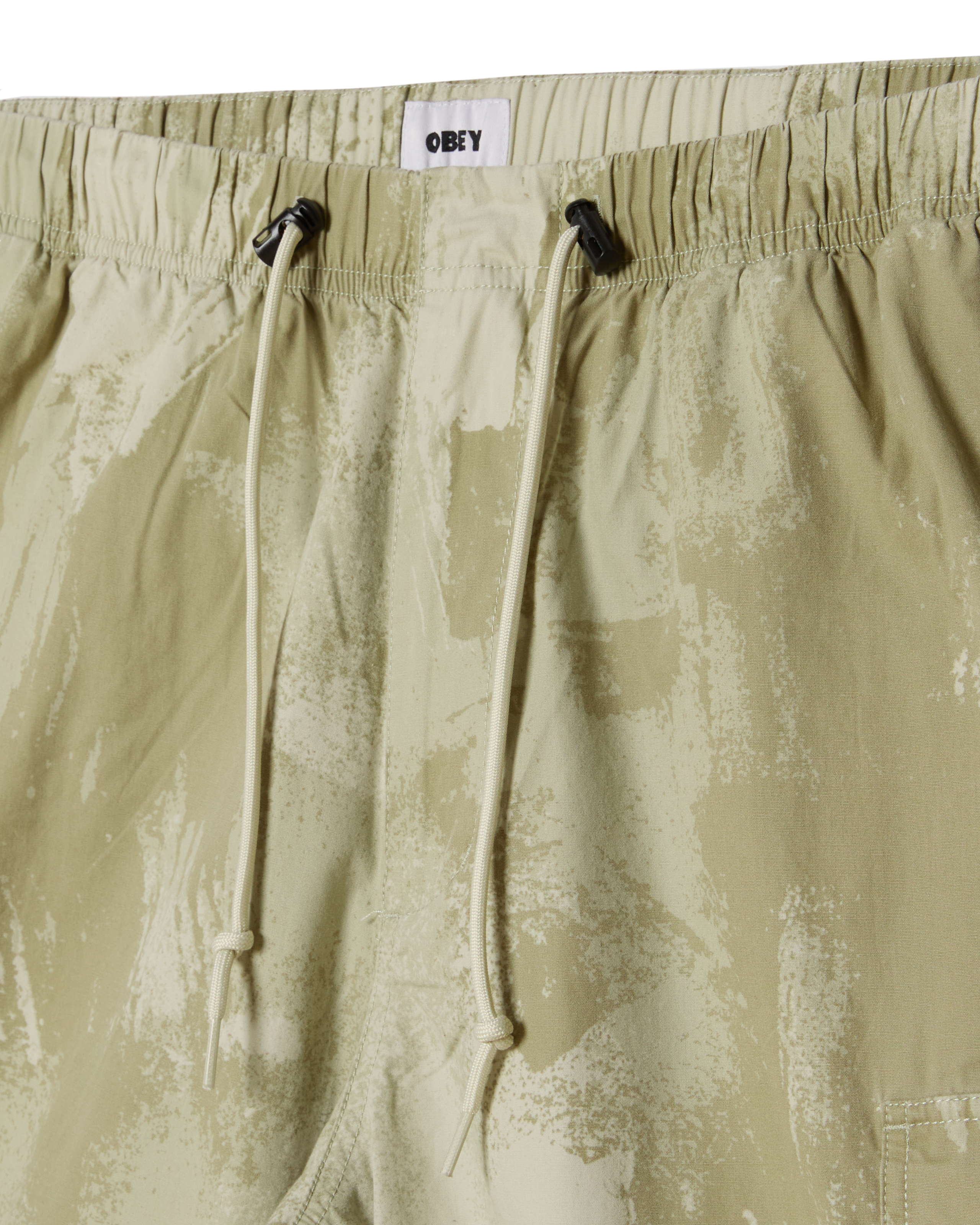 GIANT CARGO PANT (zoomed)