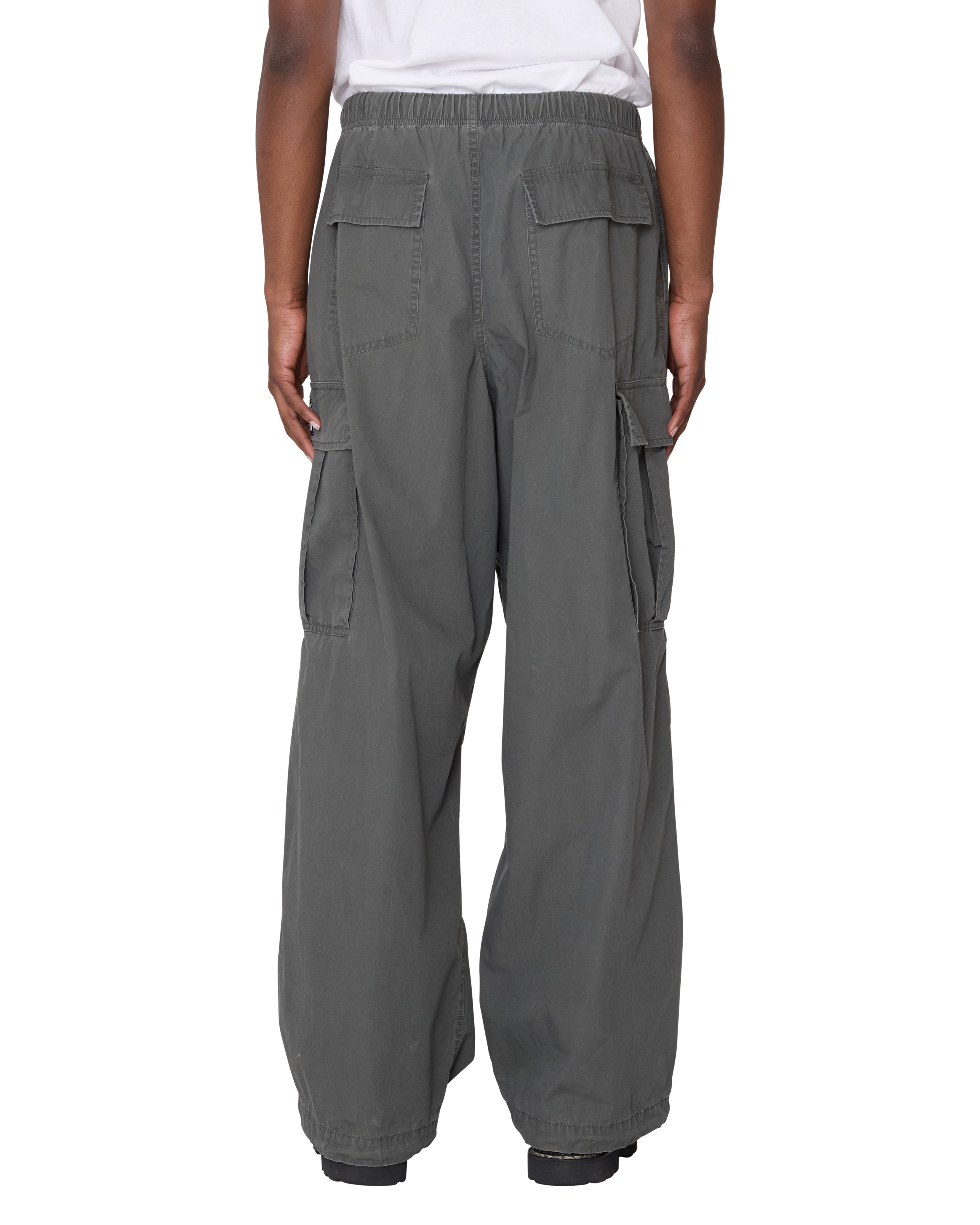 GIANT CARGO PANT (zoomed)