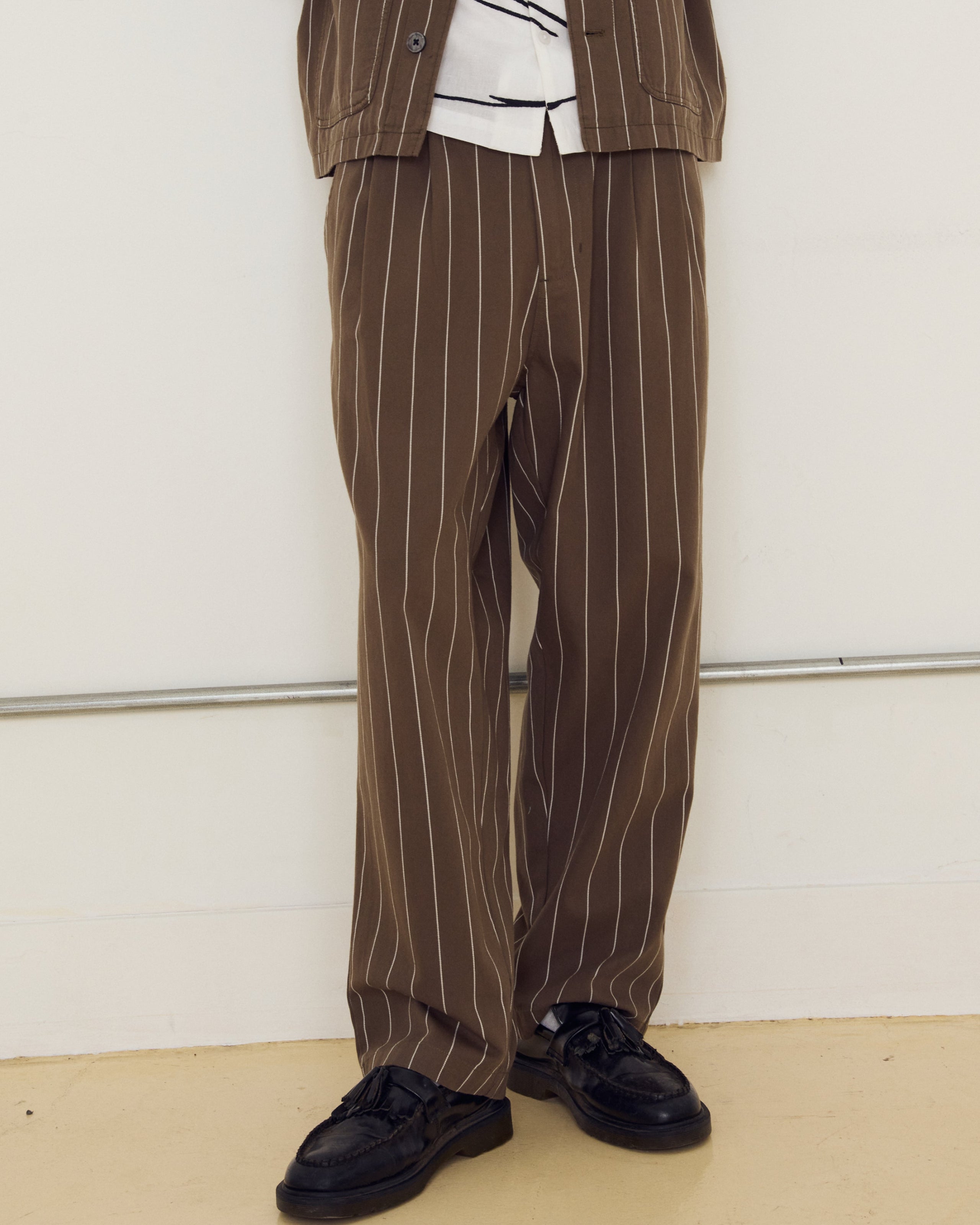 obey-foster-pleated-stripe-pant-canteen-multi (zoomed)