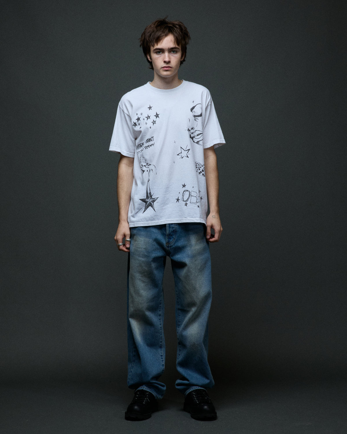 obey-dreams-oversized-t-shirt-white