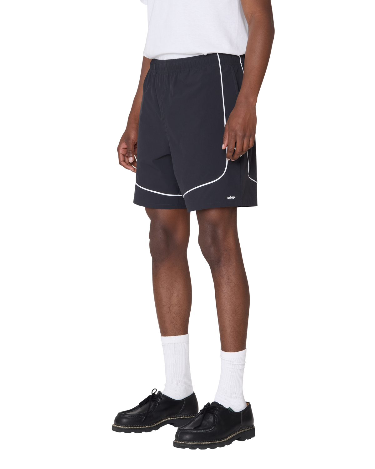 obey-corner-short-black