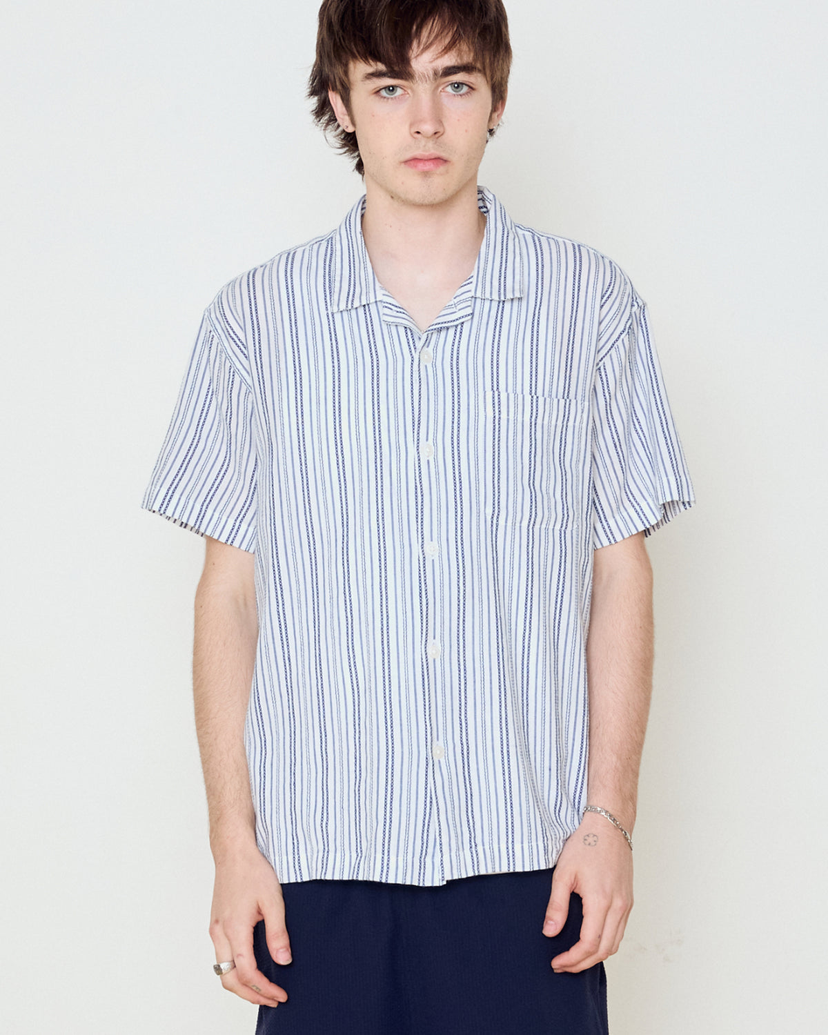 obey evans ss shirt white multi