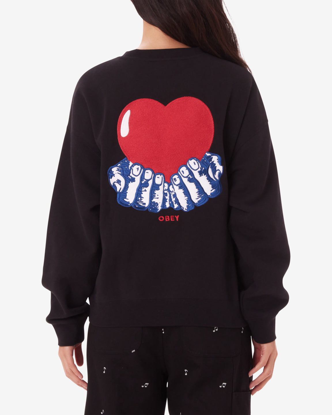 obey heart crewneck digital black