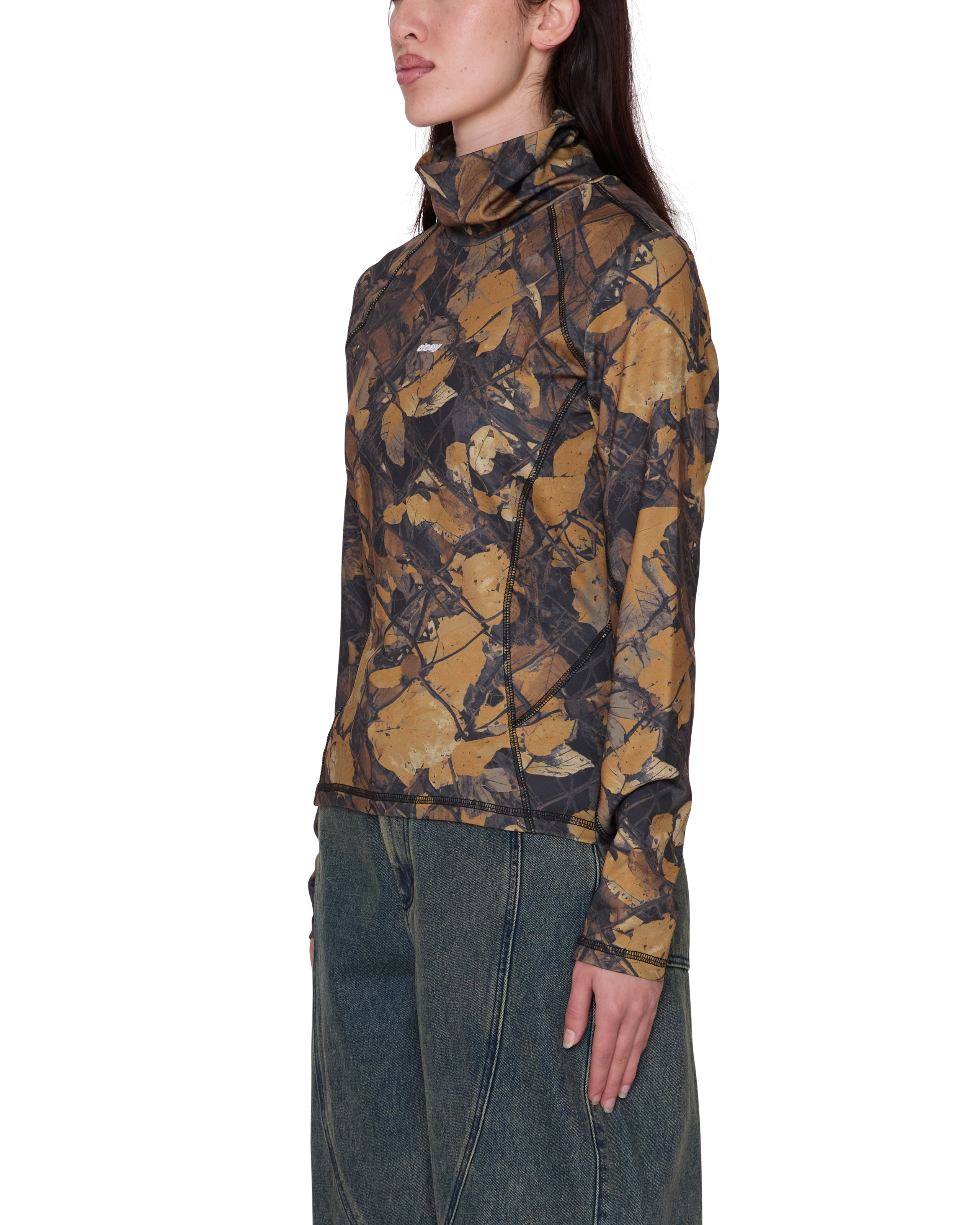 obey-nalia-turtle-neck-dark-fence-camo (zoomed)
