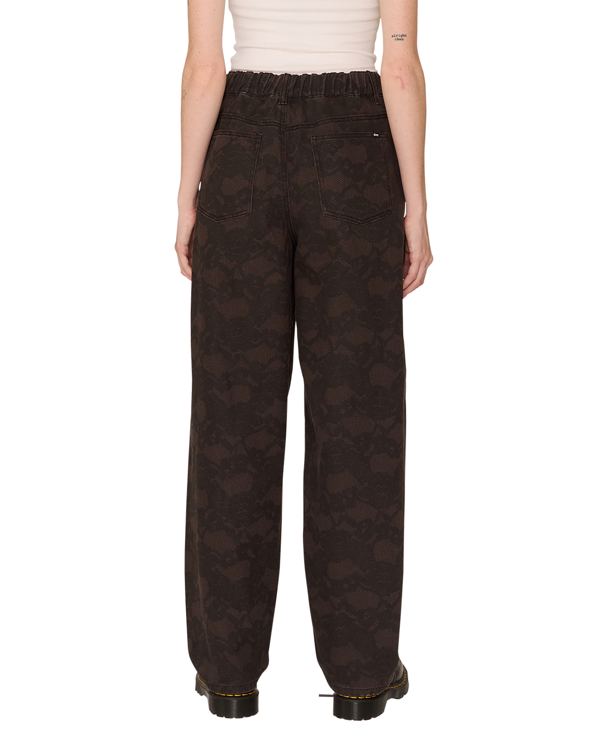 obey leah iii baggy 5 pkt pant chocolate