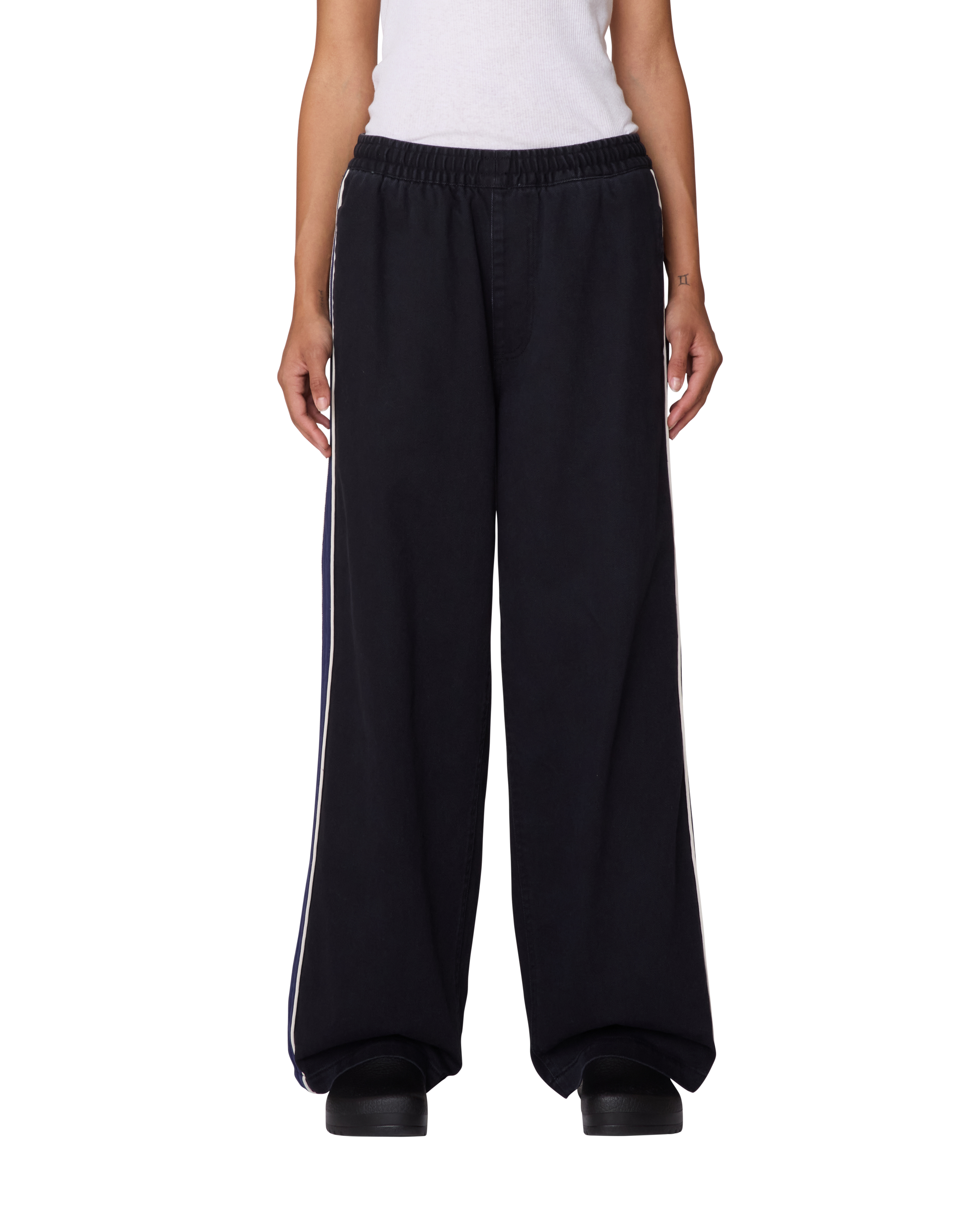 ASTRID SIDE STRIPE PANT (zoomed)