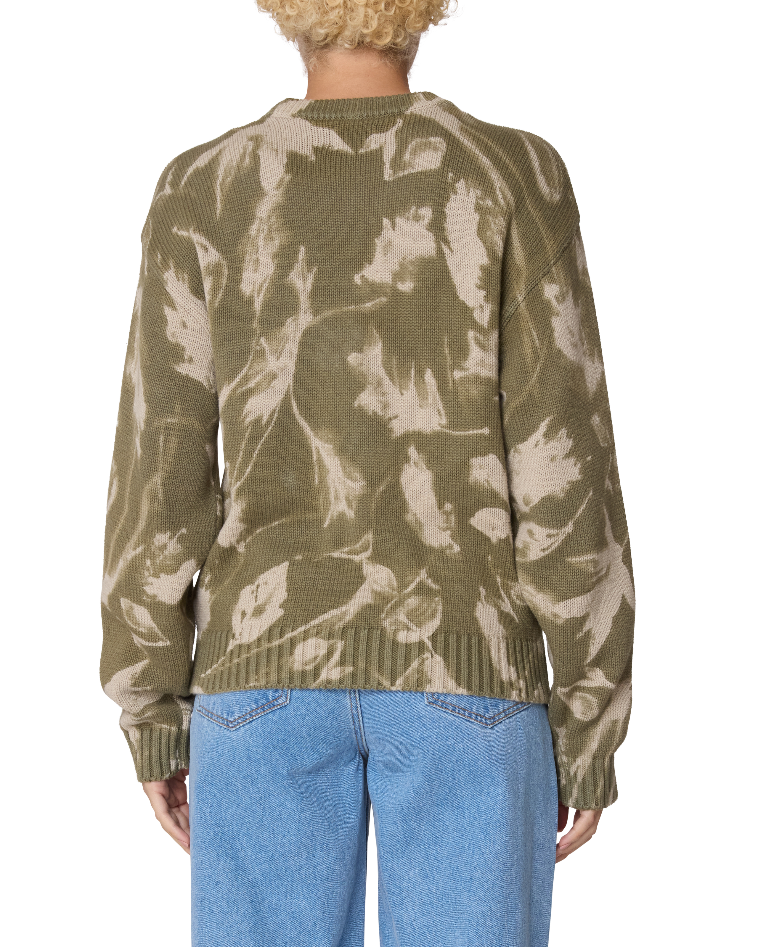 LEAVES CREW SWEATER (zoomed)