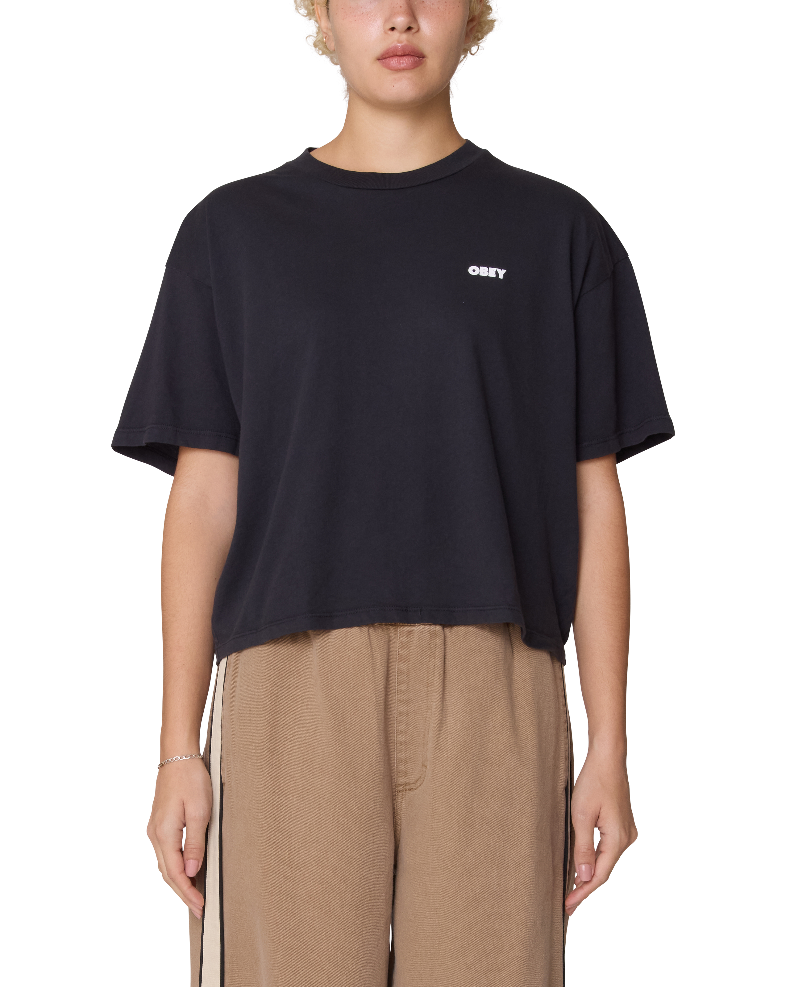 ART STUDIO FLOWERS ROW T-SHIRT (zoomed)