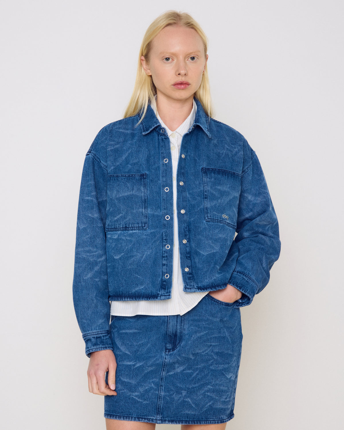 obey-trinity-wrinkle-denim-shirt-medium-stonewash-ind-wrinkle