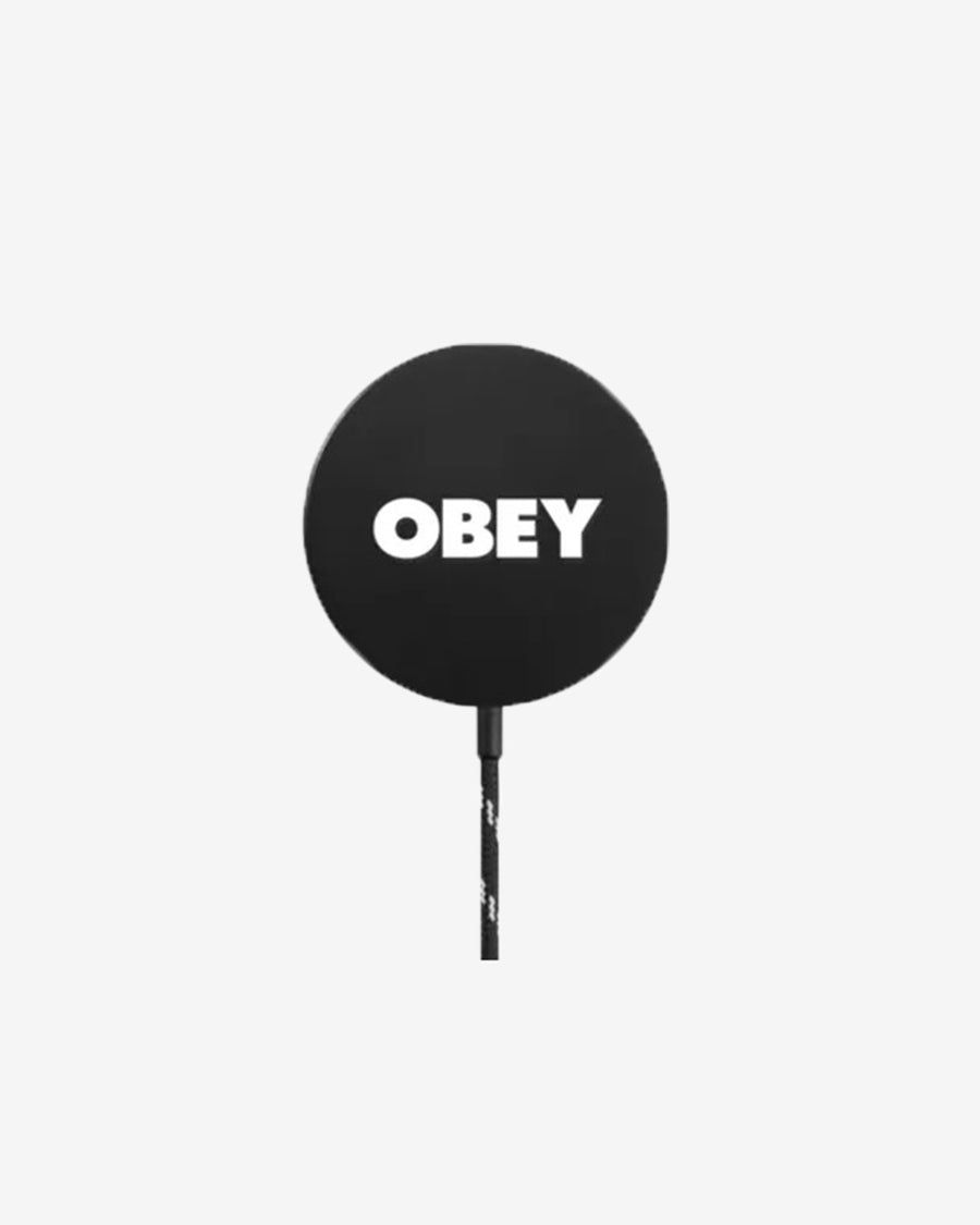 OBEY ICON MAG WIRELESS CHARGER black