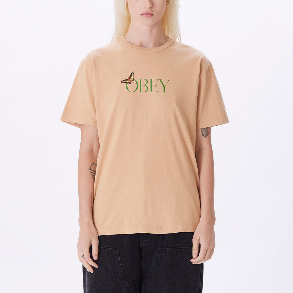 BUTTERFLY PIGMENT DYE CHOICE T-SHIRT RABBITS PAW | OBEY Clothing